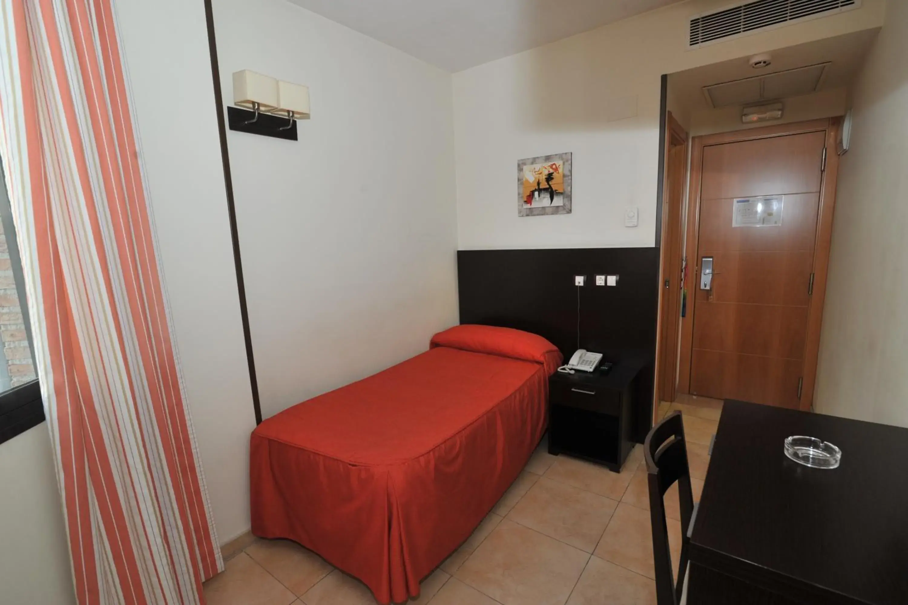 Single Room in Hostal Goyma III Single Room in Hostal Goyma III