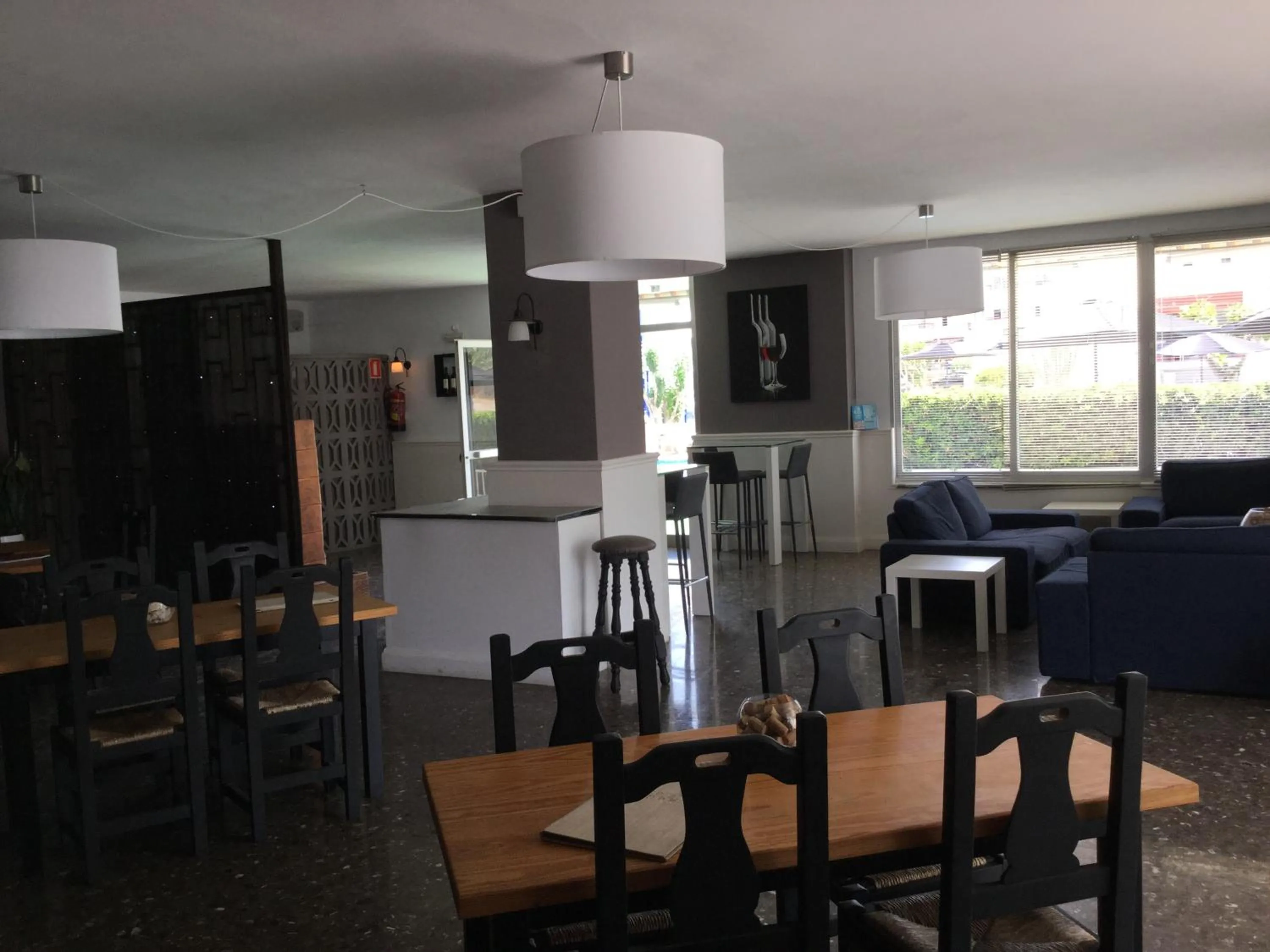 Lounge or bar in Apartamentos Alba