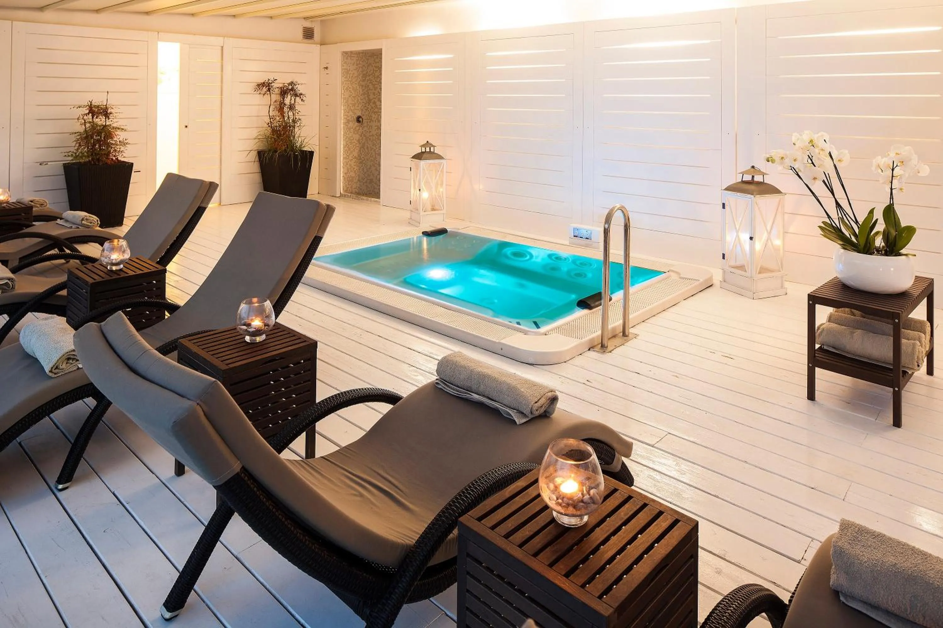 Hot Tub in Tenuta Del Poggio Antico