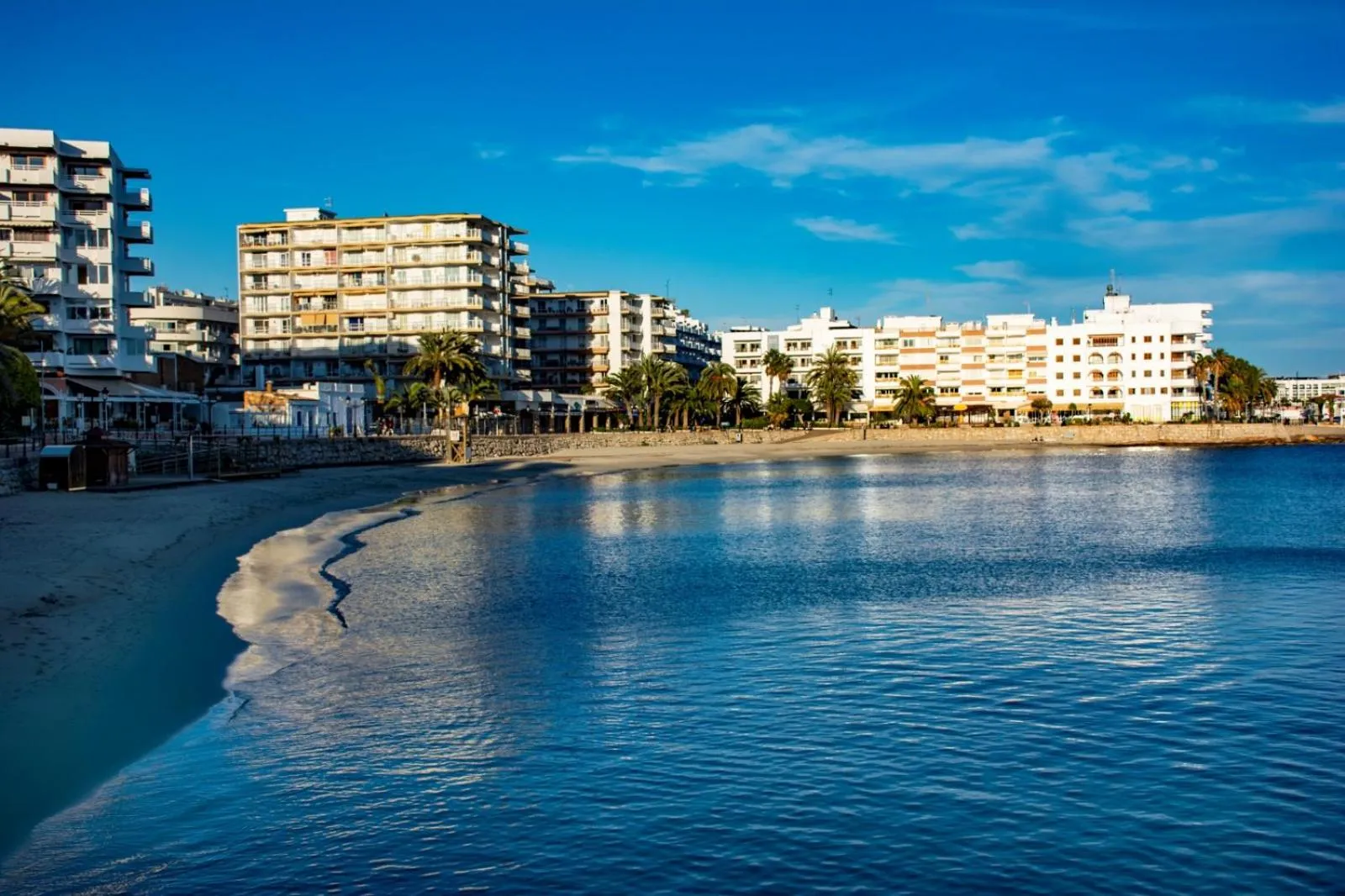 Hostal y Apartamentos Santa Eulalia