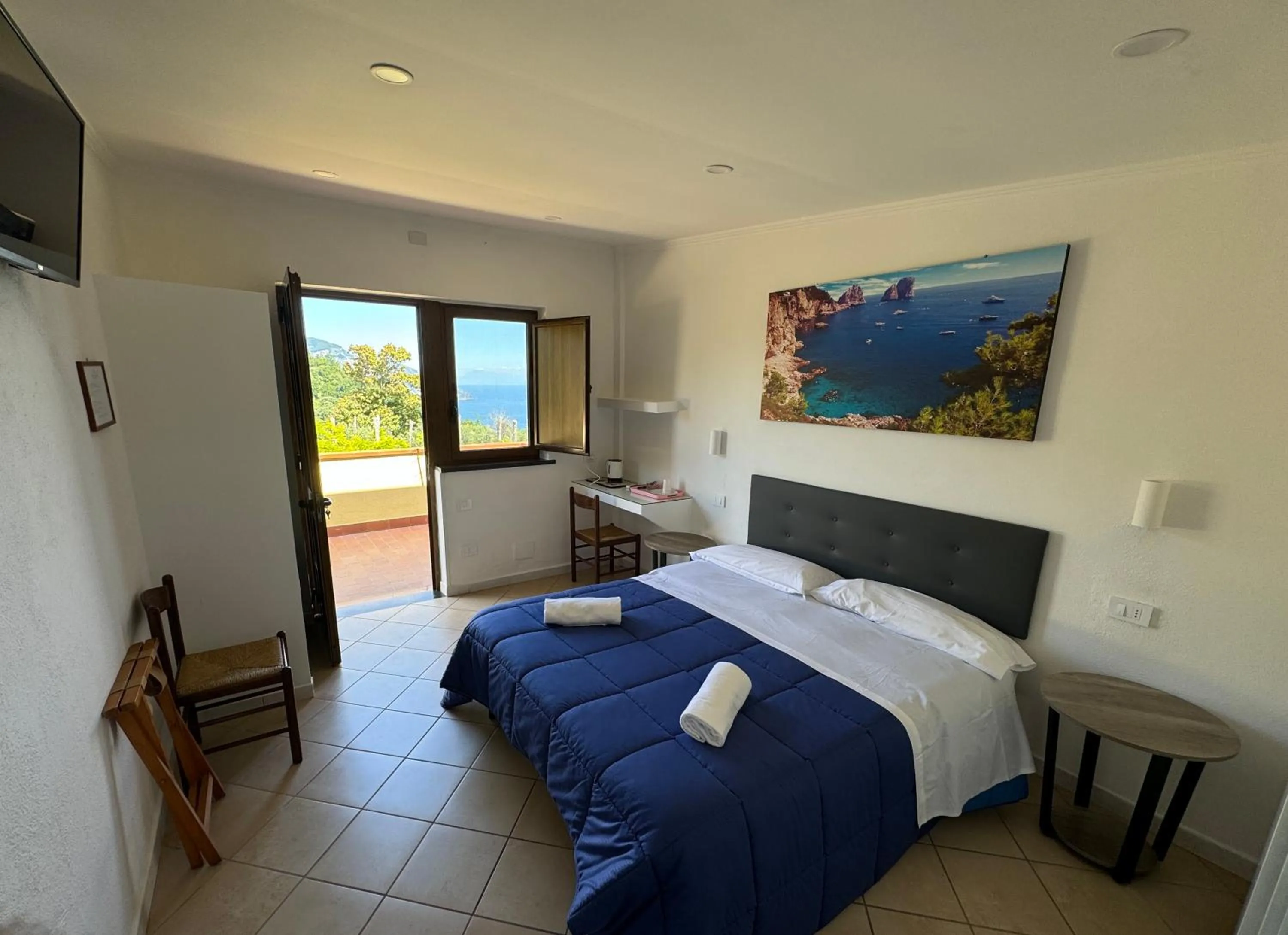 Bedroom, Bed in Agriturismo Piccolo Paradiso