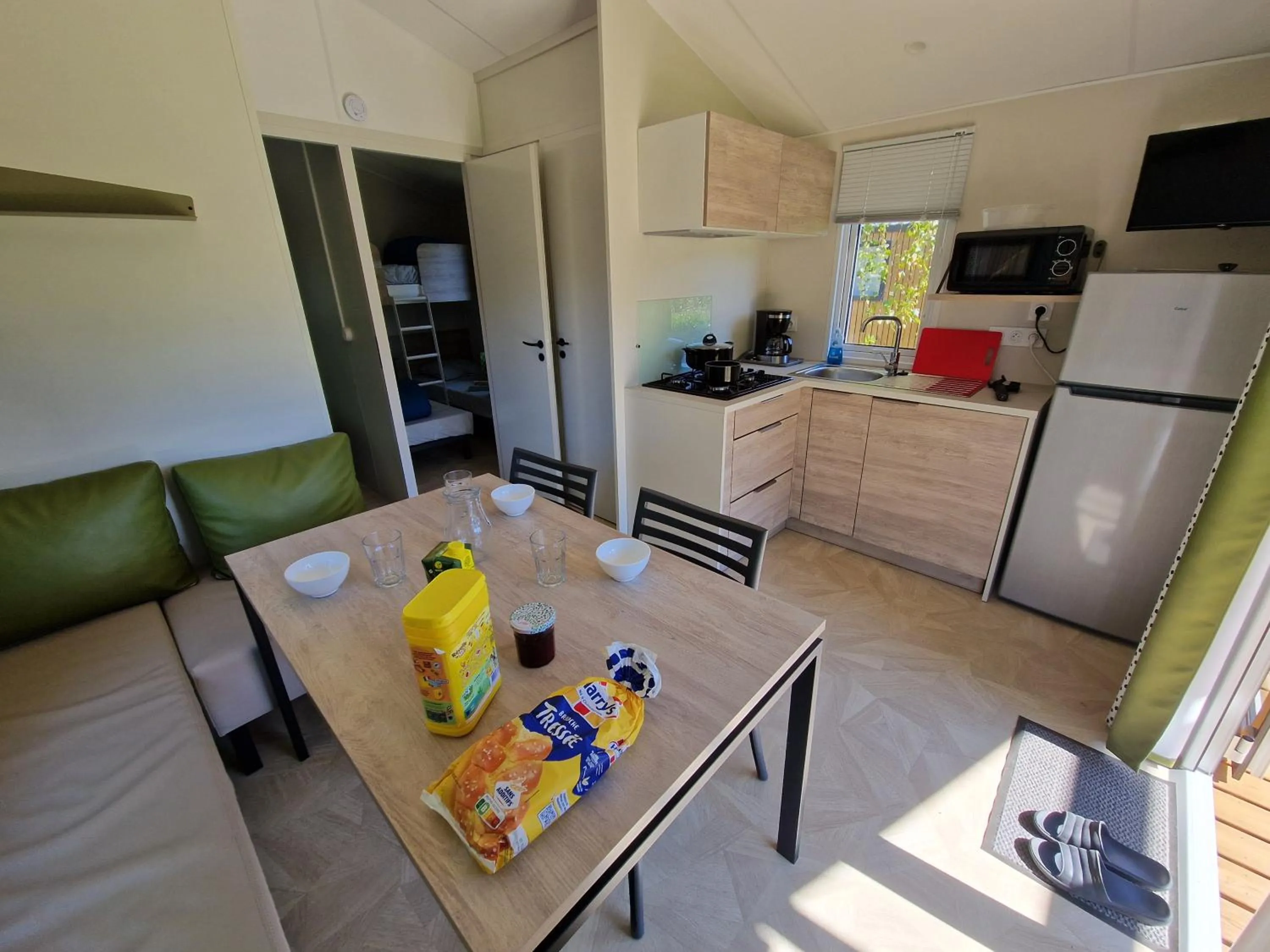 Kitchen or kitchenette in Camping Marmotel