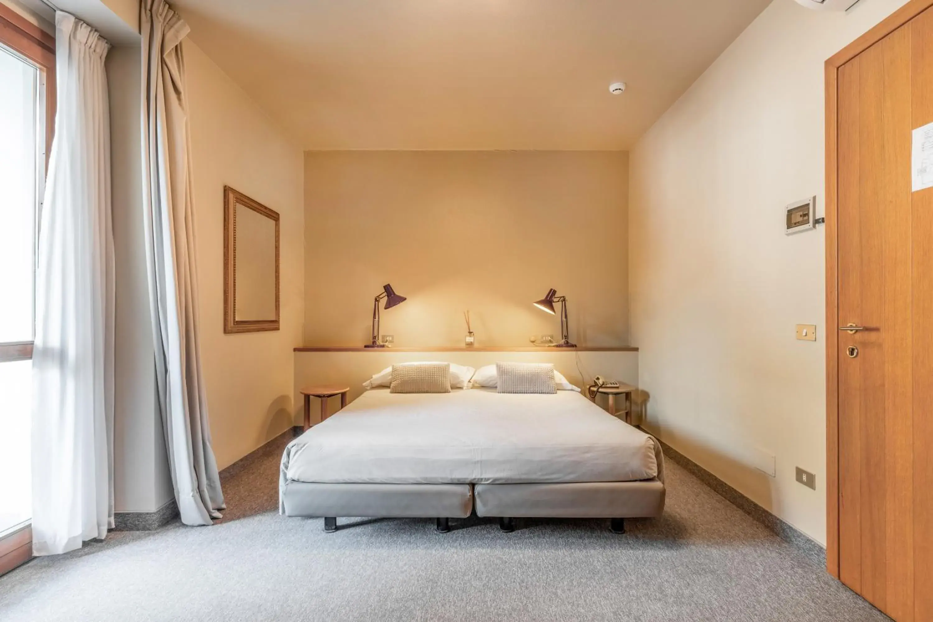 Double or Twin Room in Albergo Sorriso Double or Twin Room in Albergo Sorriso