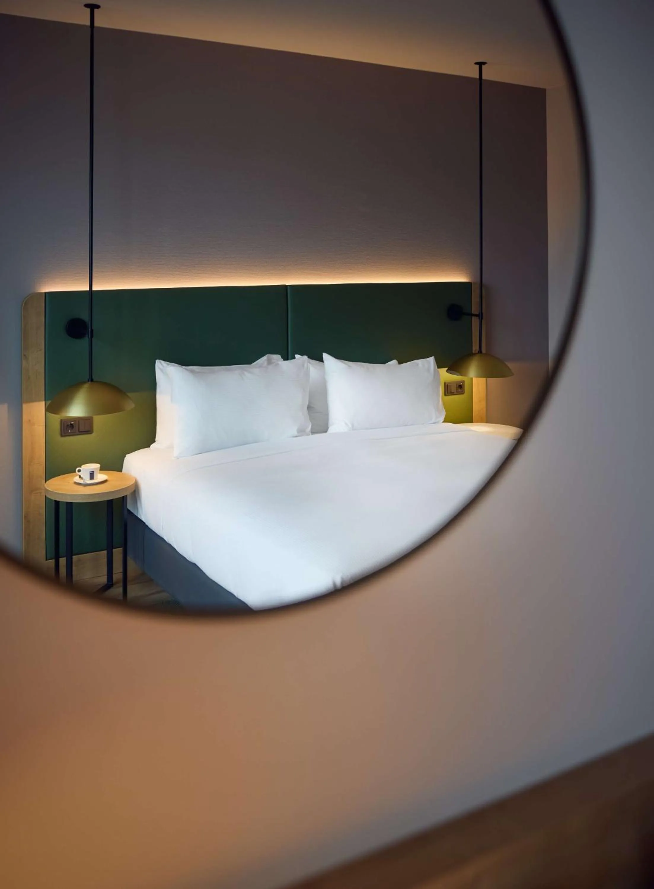 Photo of the whole room, Bed in Hilton Garden Inn Leiden