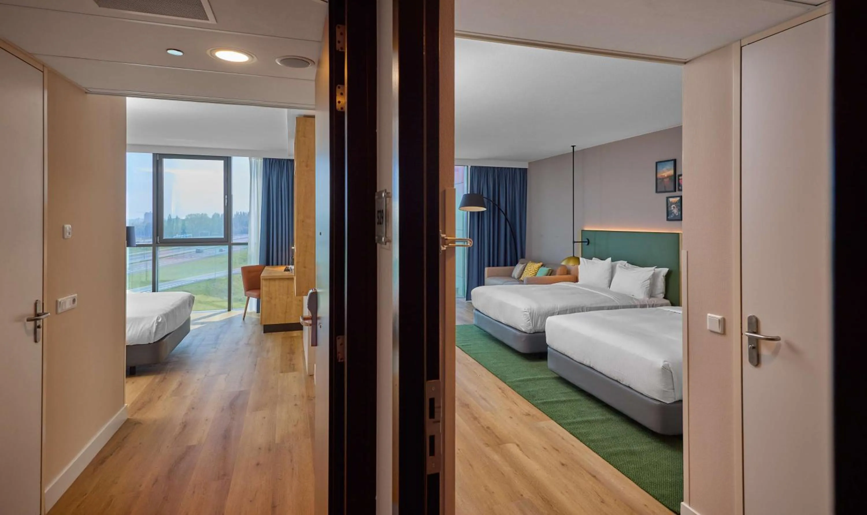 Bedroom, Bed in Hilton Garden Inn Leiden