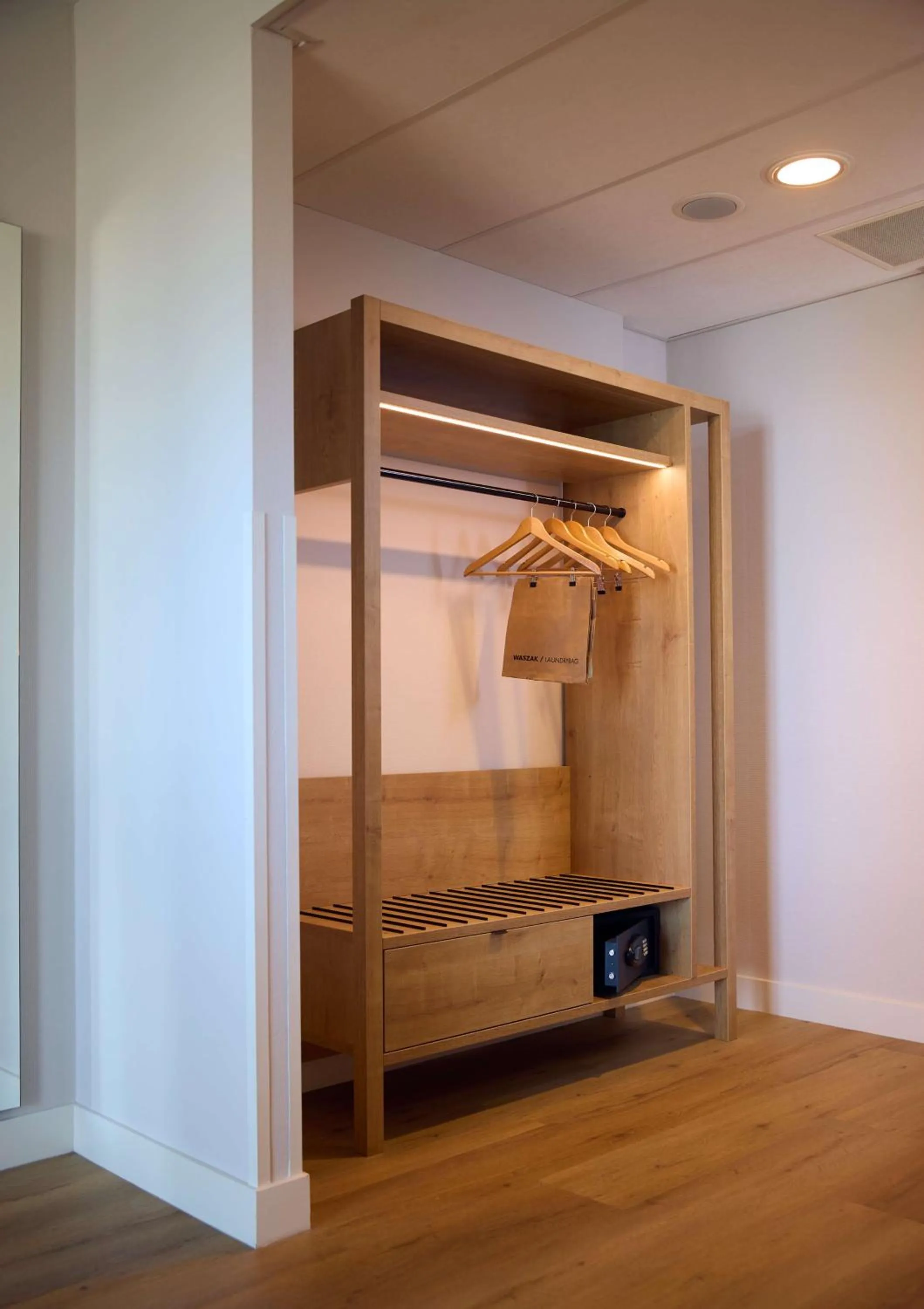 Bedroom, Bed in Hilton Garden Inn Leiden