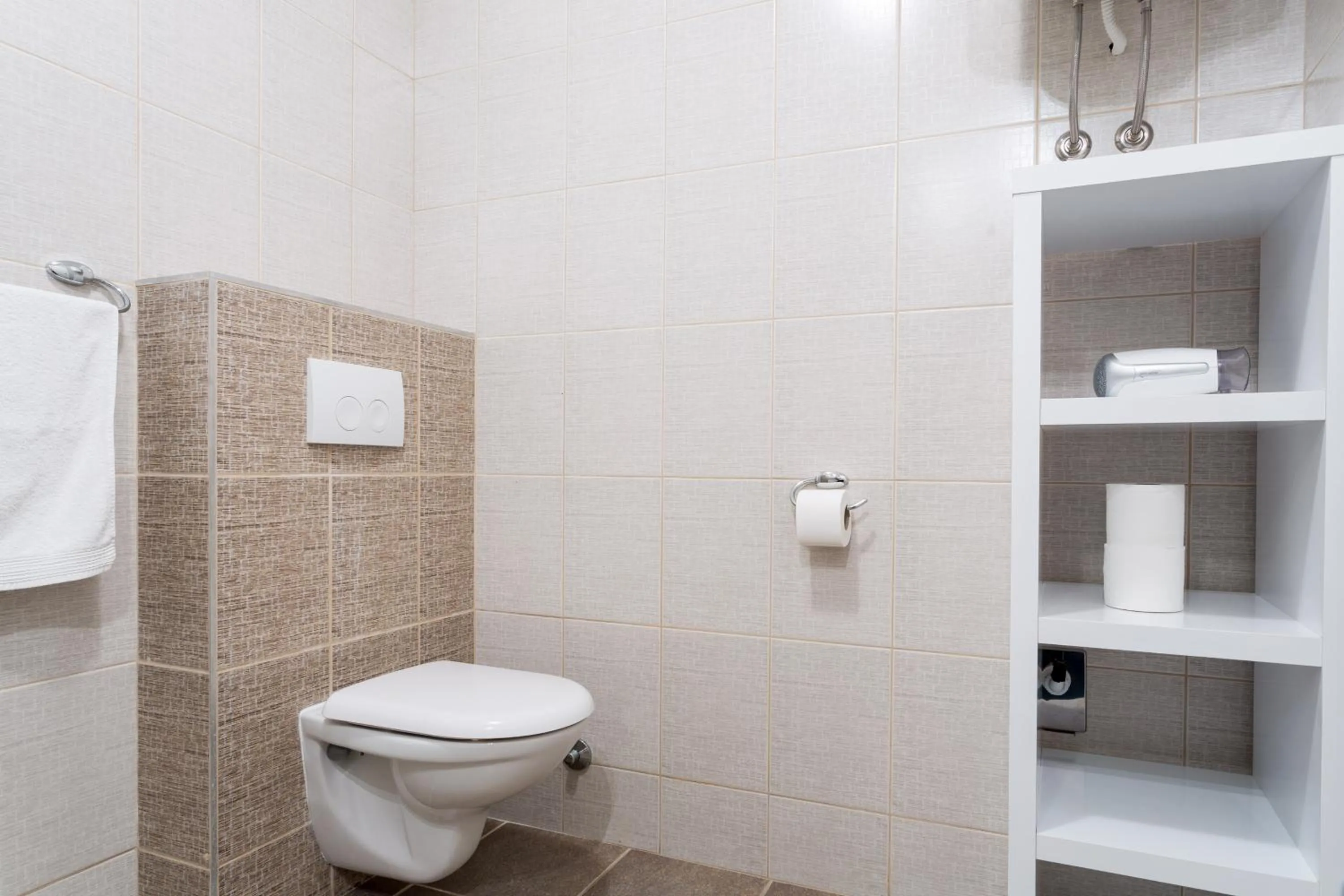 Bathroom in Adriatic Queen Rooms & Apartments