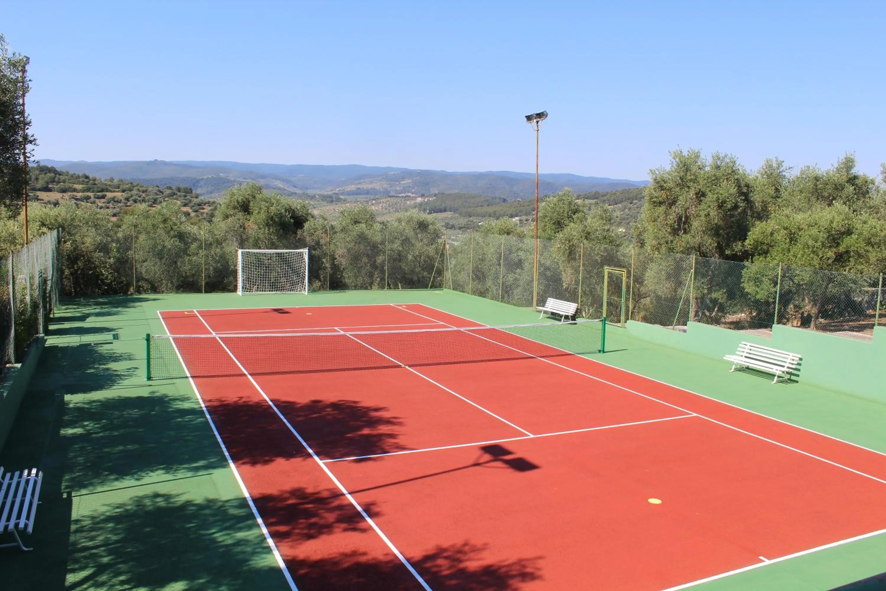 Tennis court in Centro Vacanze Piccolo Friuli