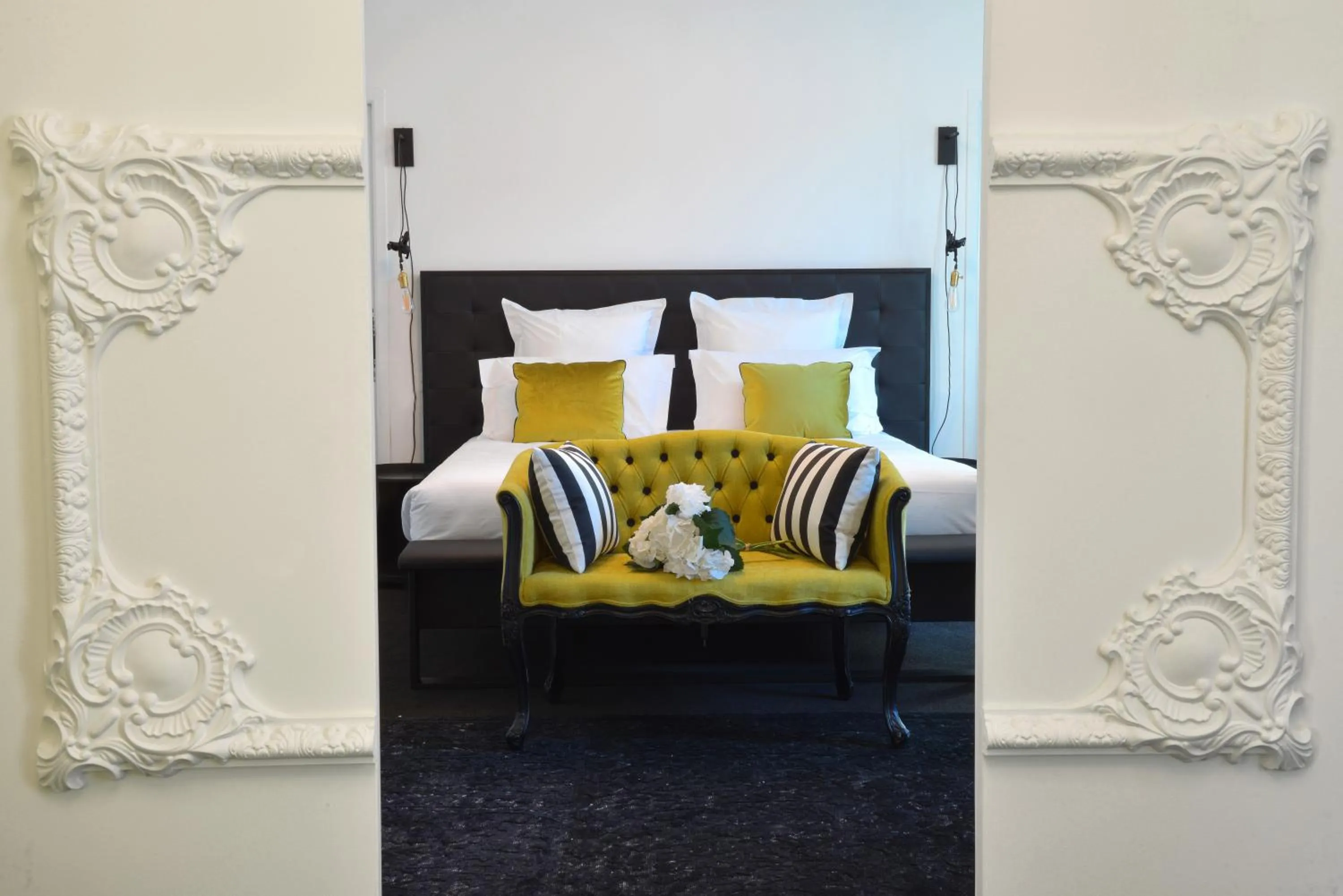 Bed in Le Général d'Elbée Hotel & Spa - Teritoria