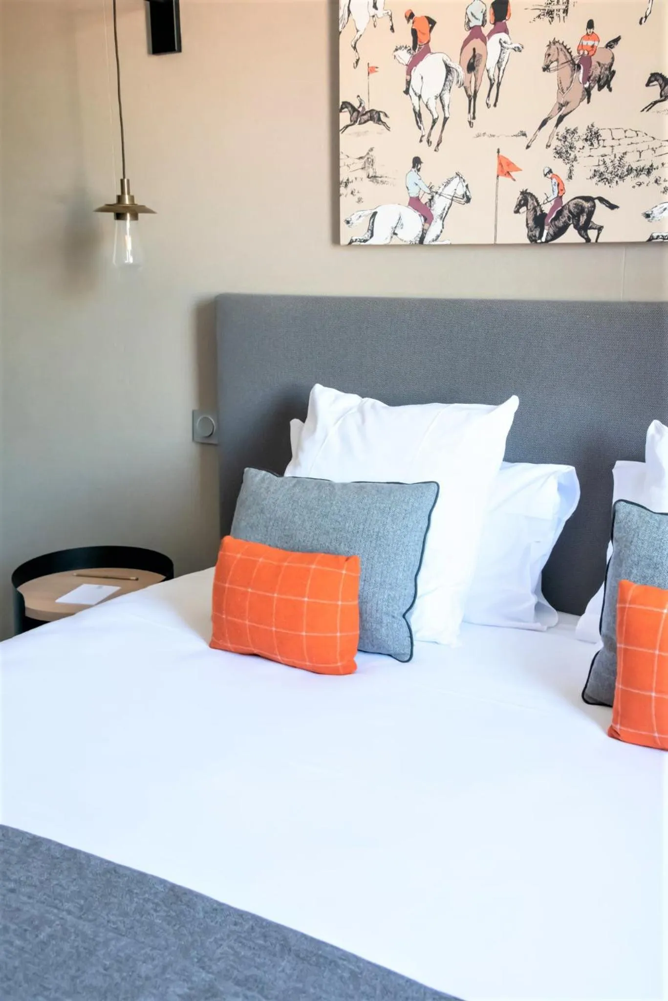 Bed in Le Général d'Elbée Hotel & Spa - Teritoria