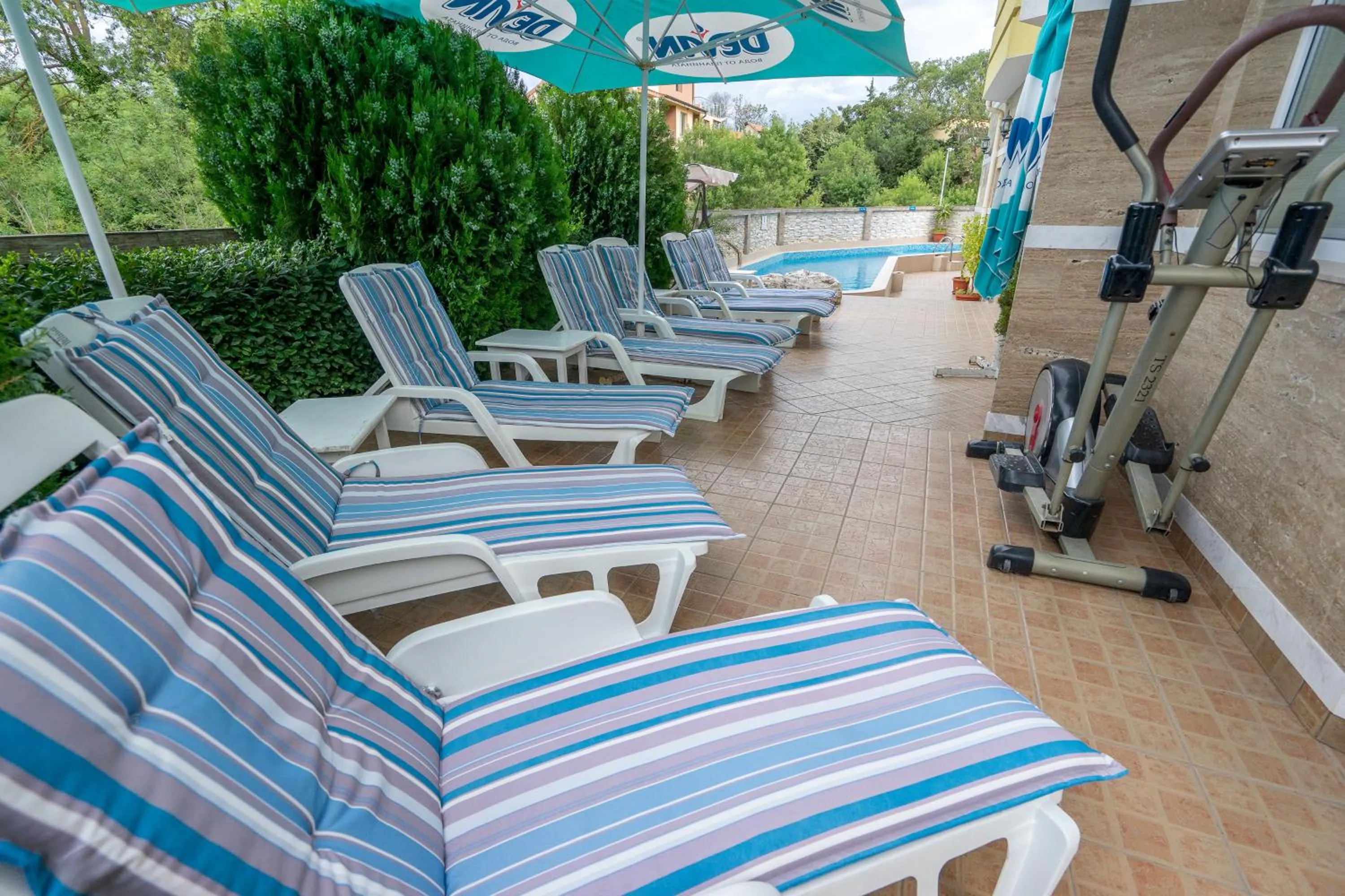 Swimming pool in Hotel Luxor