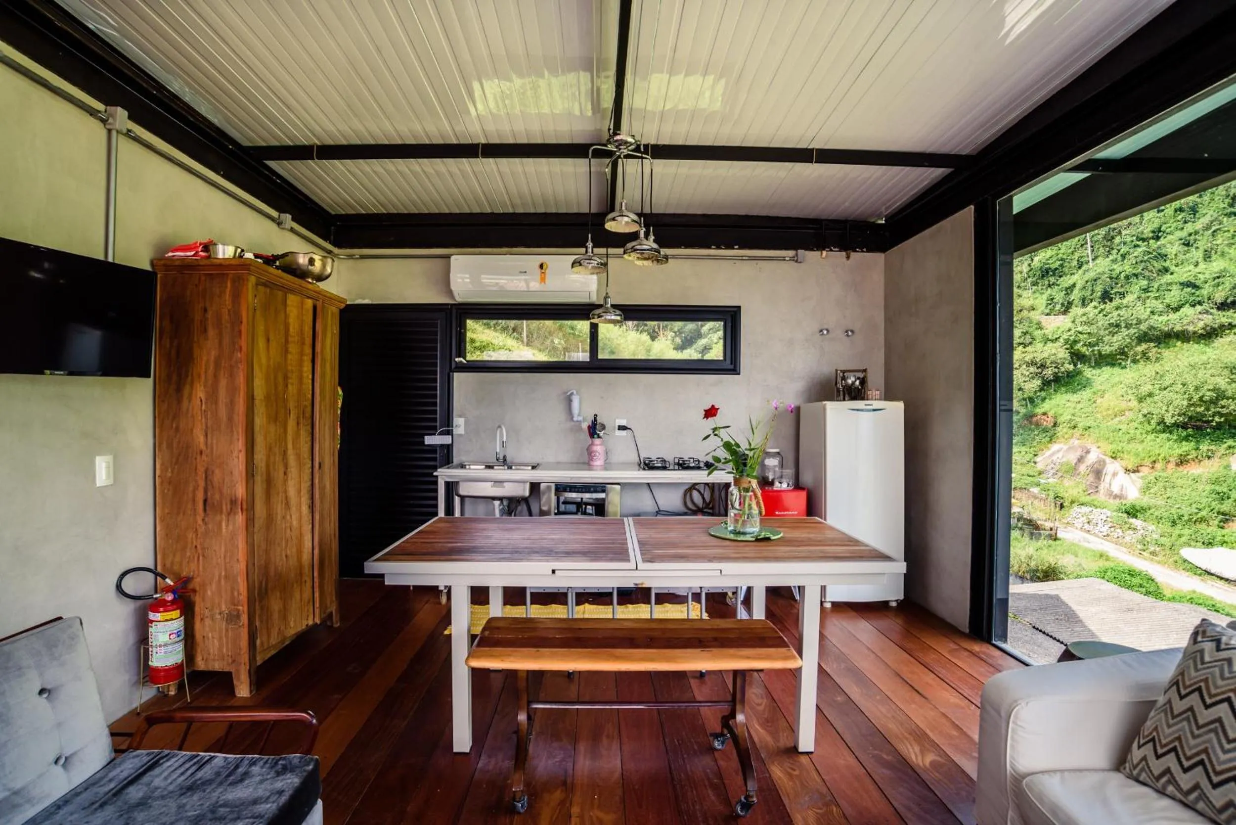 Kitchen or kitchenette in Vila Bambu Ilhabela, Santa Tereza