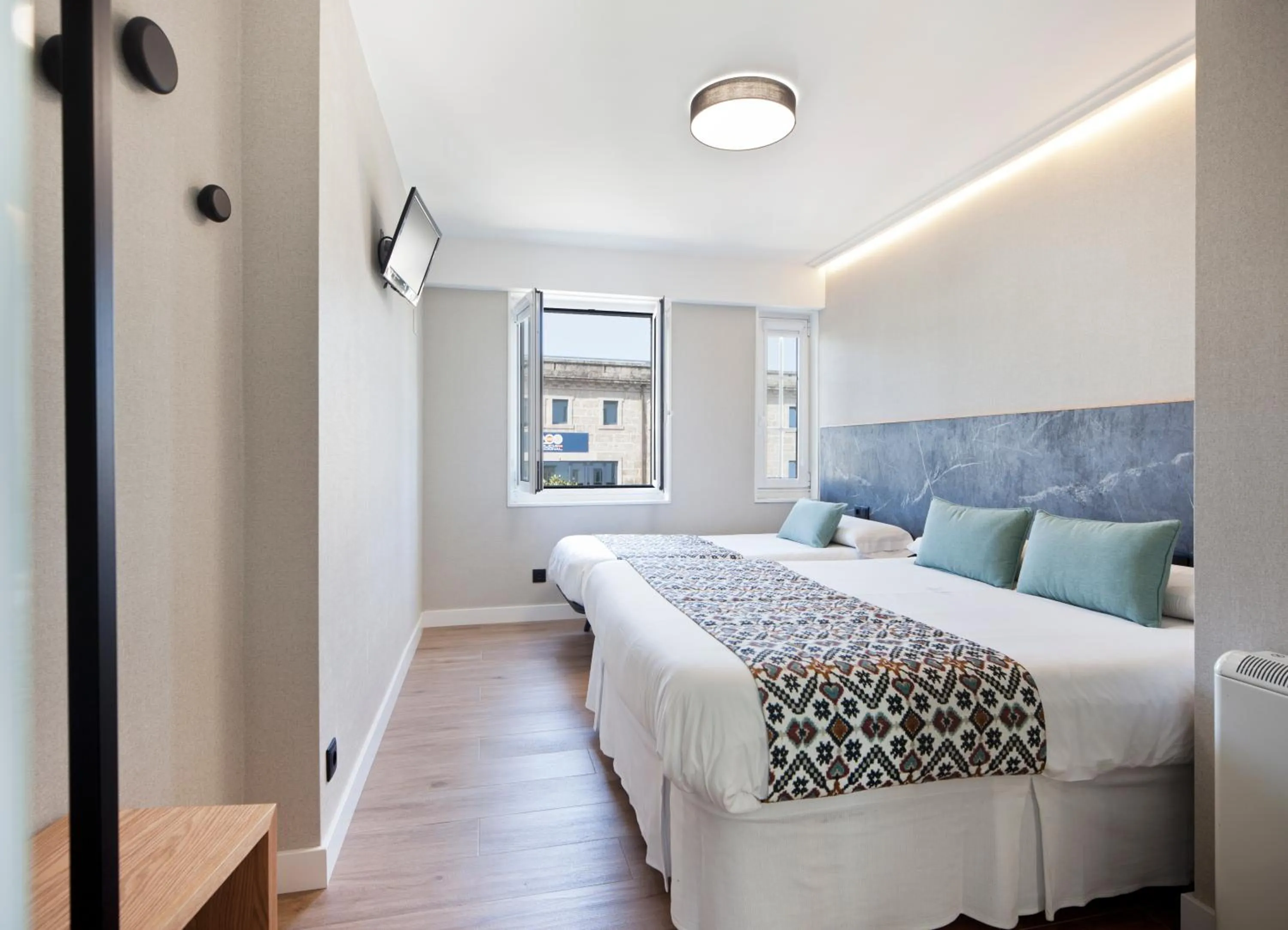 Bed in PR 25 de Julio