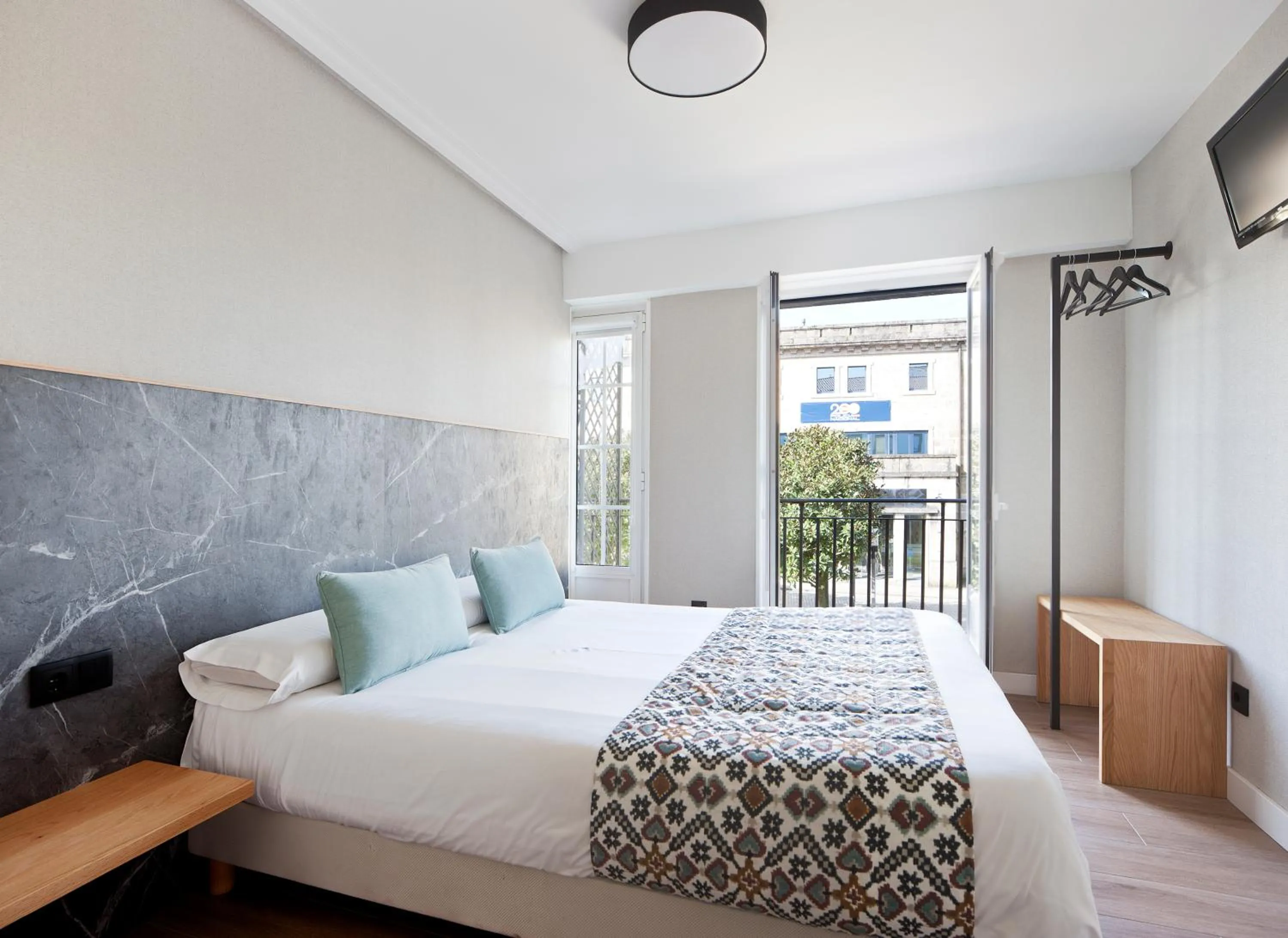 Bed in PR 25 de Julio