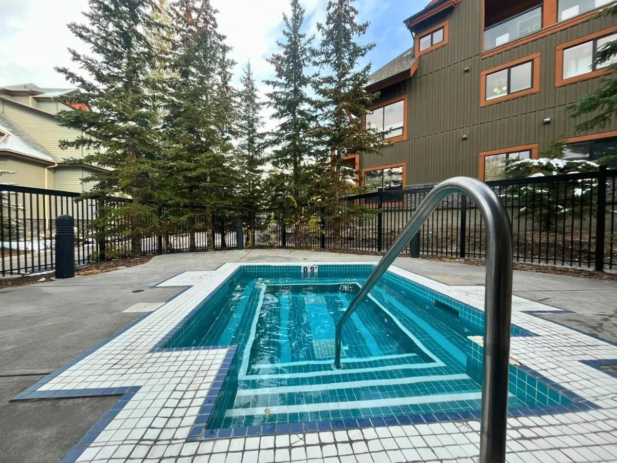 Hot Tub in Suites with Pool & Hot tubs managed by Little Sister Getaways