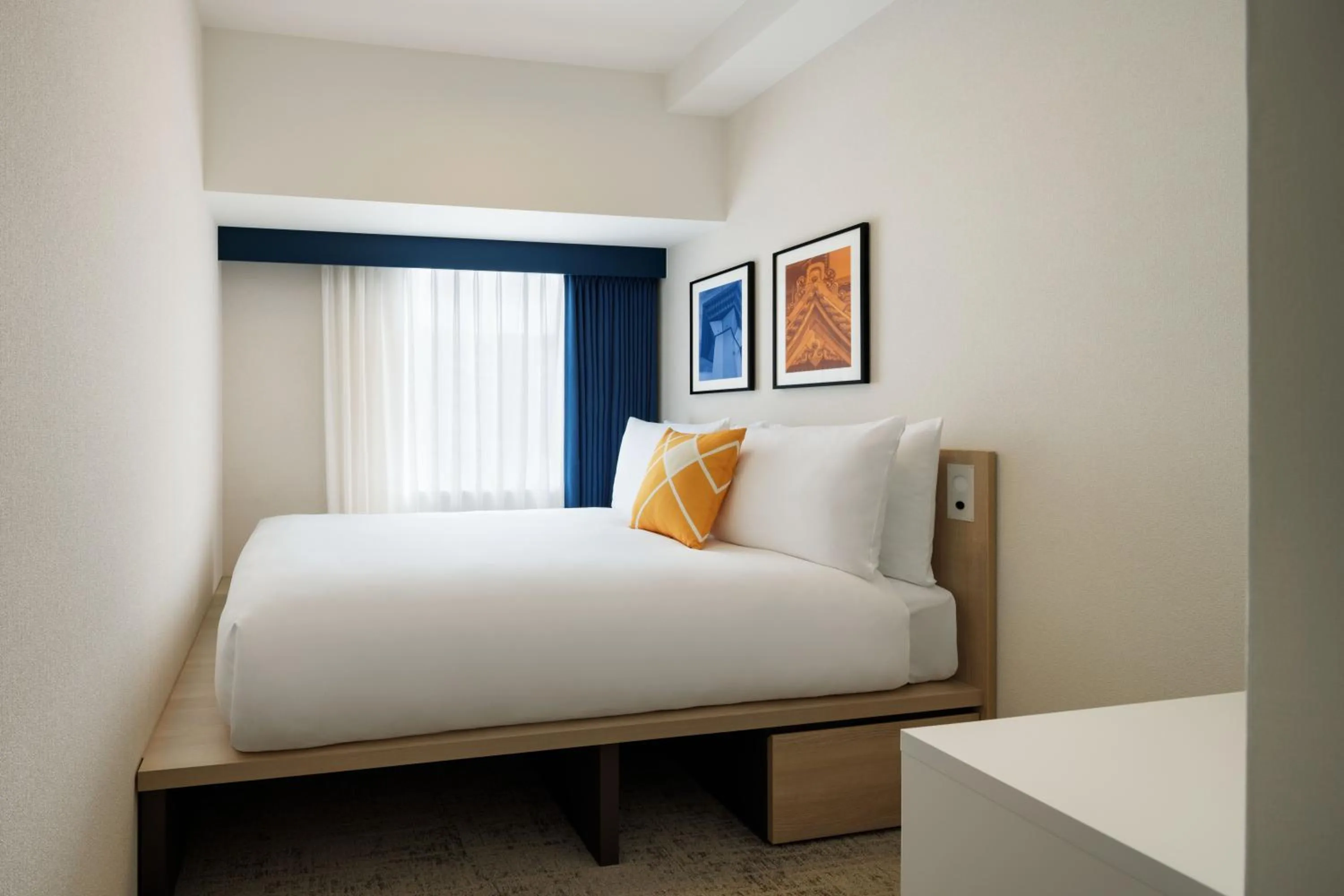 Photo of the whole room, Bed in Four Points Flex by Sheraton Hakodate Station
