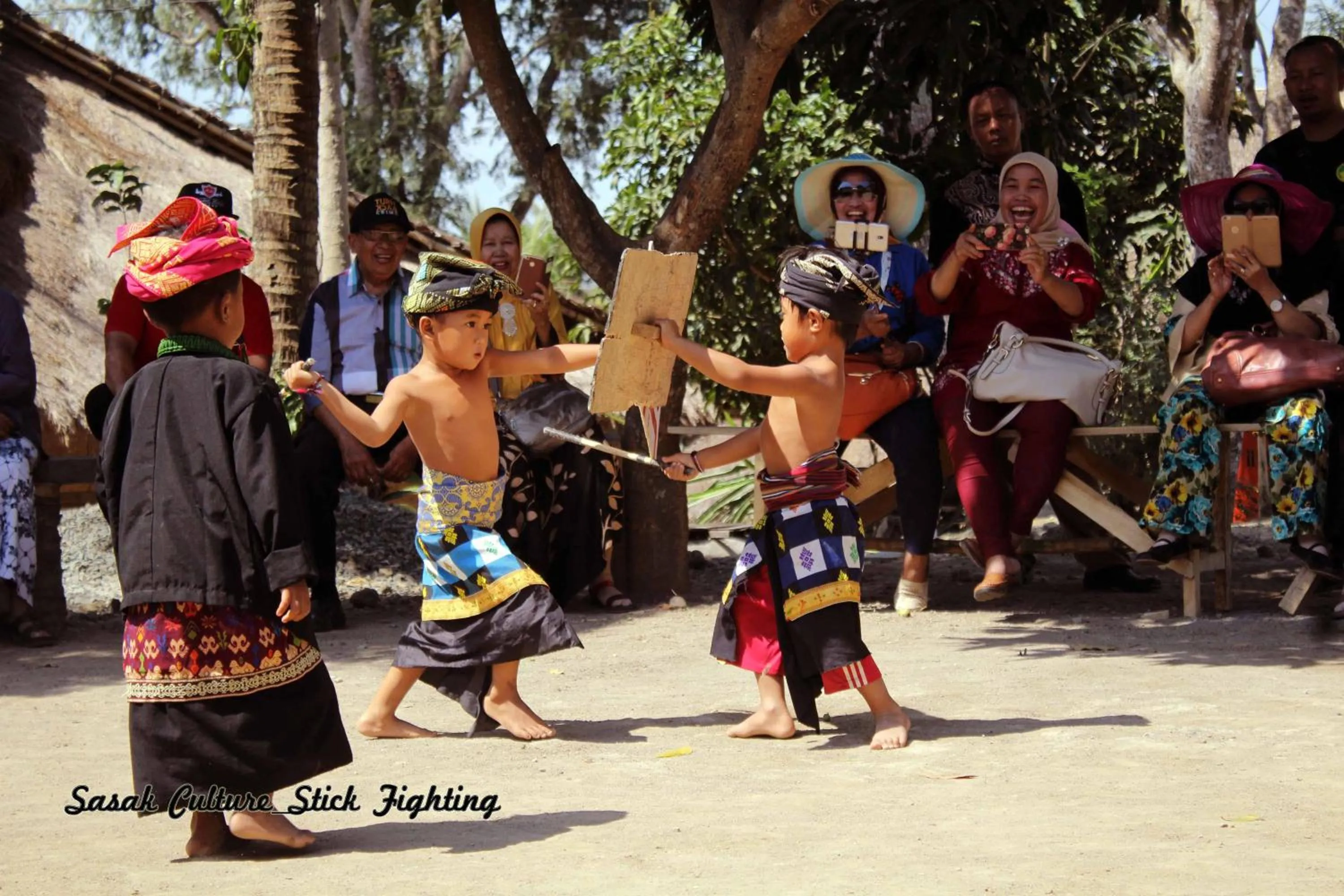 Property building in Duyung Rooms & Resto Gerupuk