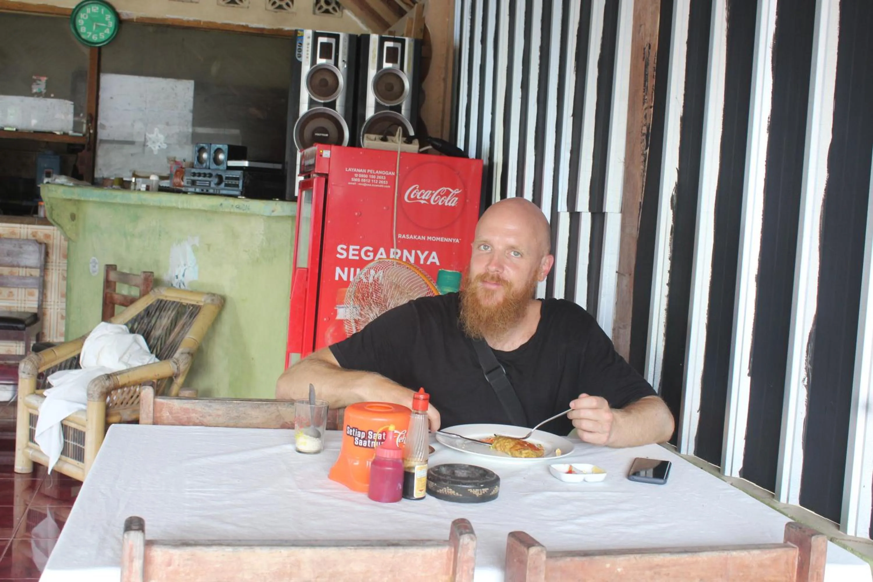 Continental breakfast in Duyung Rooms & Resto Gerupuk