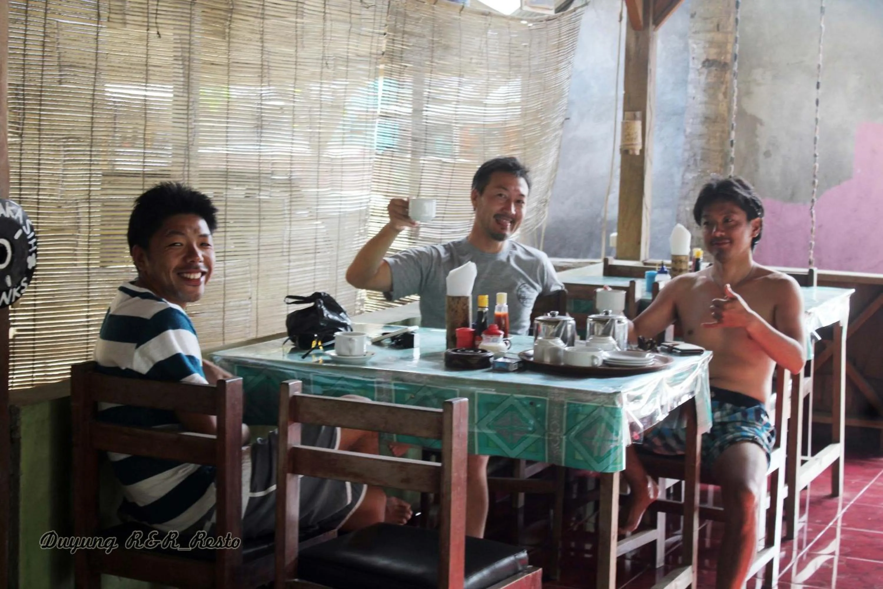 Breakfast in Duyung Rooms & Resto Gerupuk