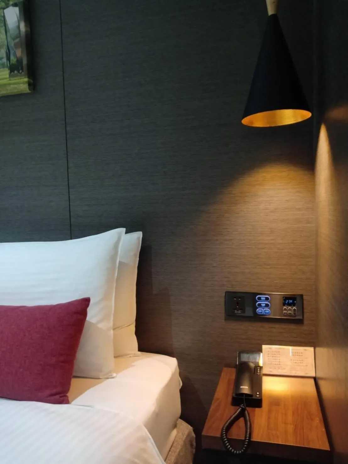 Bed in GOGO Hotel 逢甲館