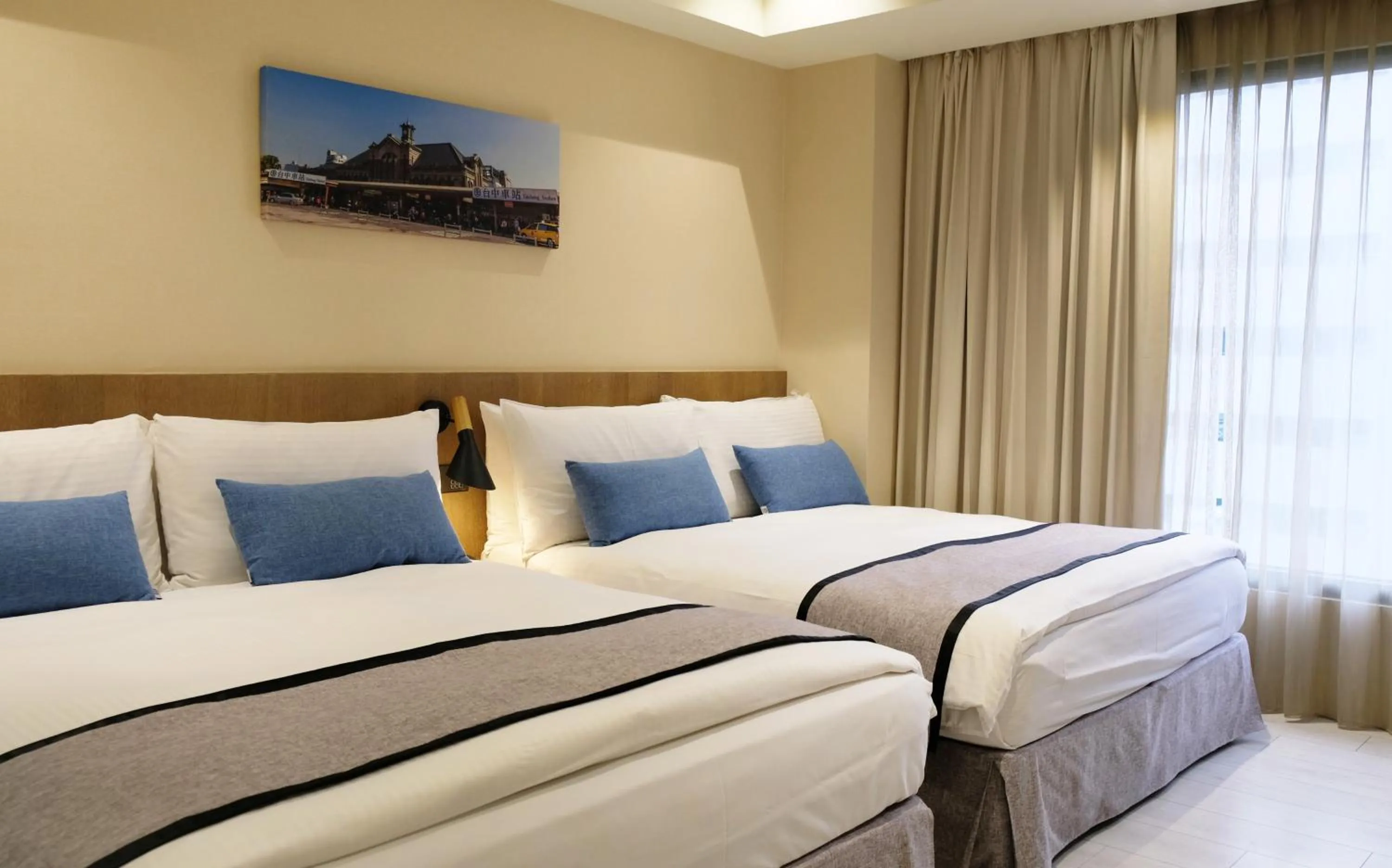 Bed in GOGO Hotel 逢甲館