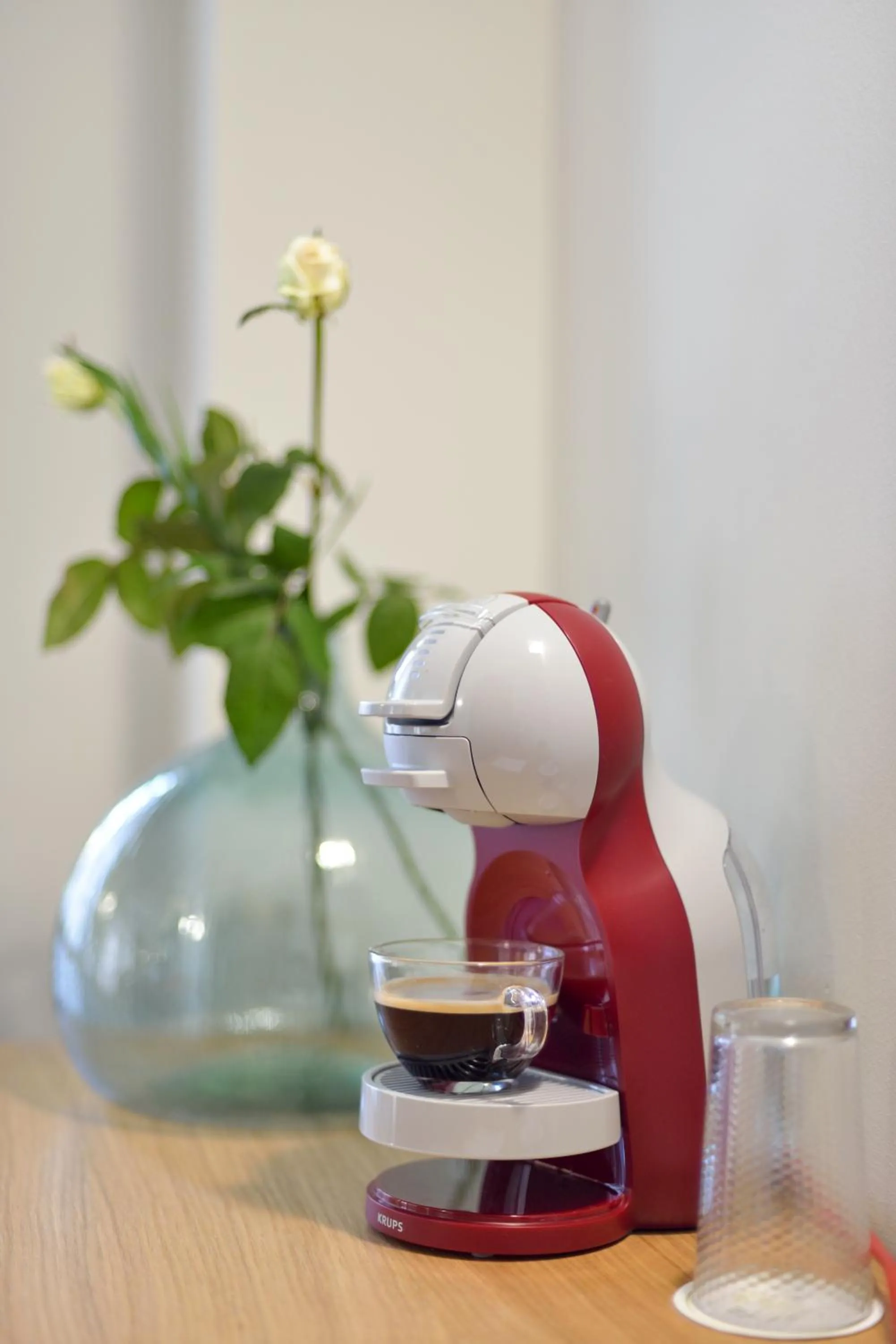 Coffee/tea facilities in Elia Kalamaki Hotel