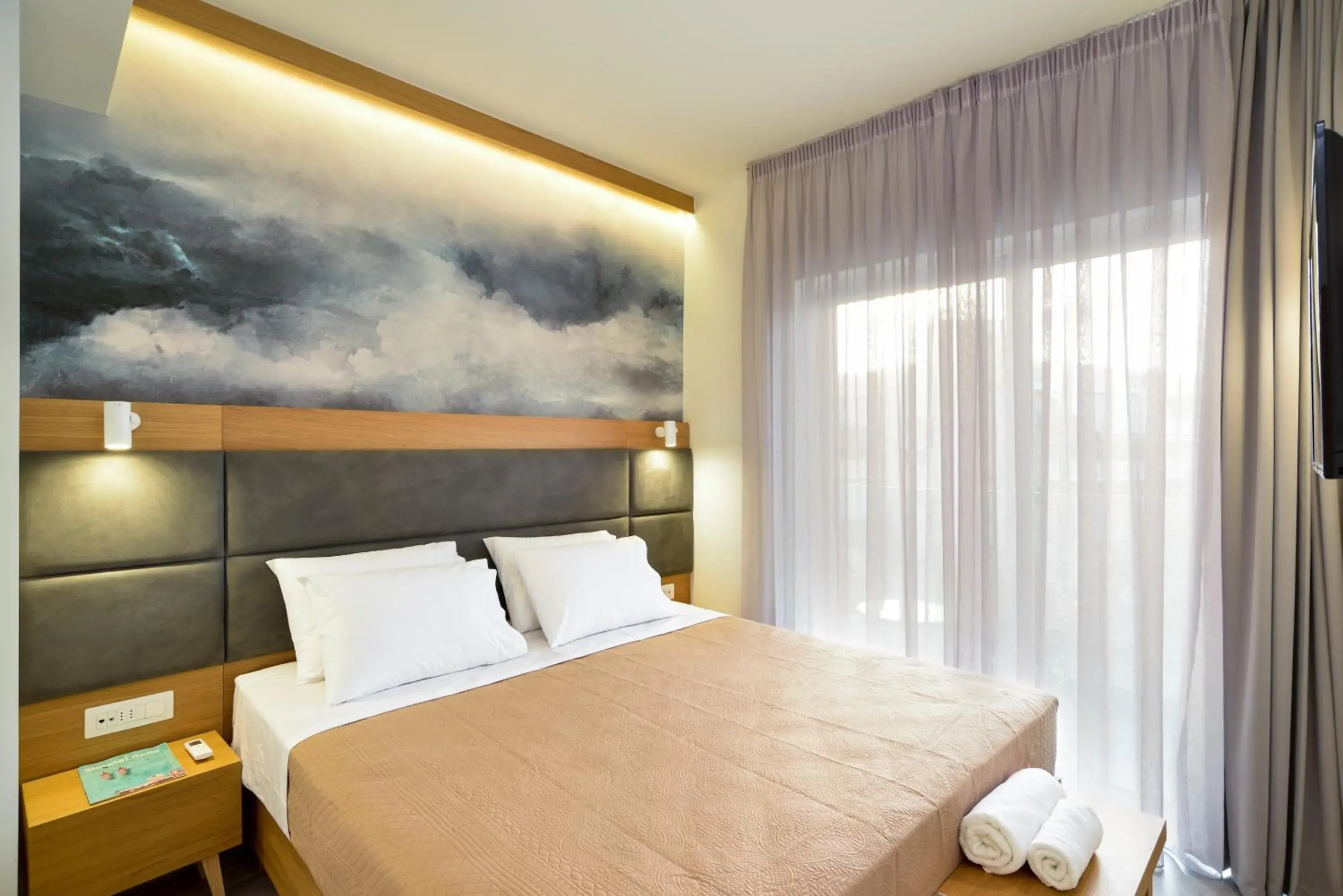 Two-Bedroom Suite with Balcony in Elia Kalamaki Hotel Two-Bedroom Suite with Balcony in Elia Kalamaki Hotel