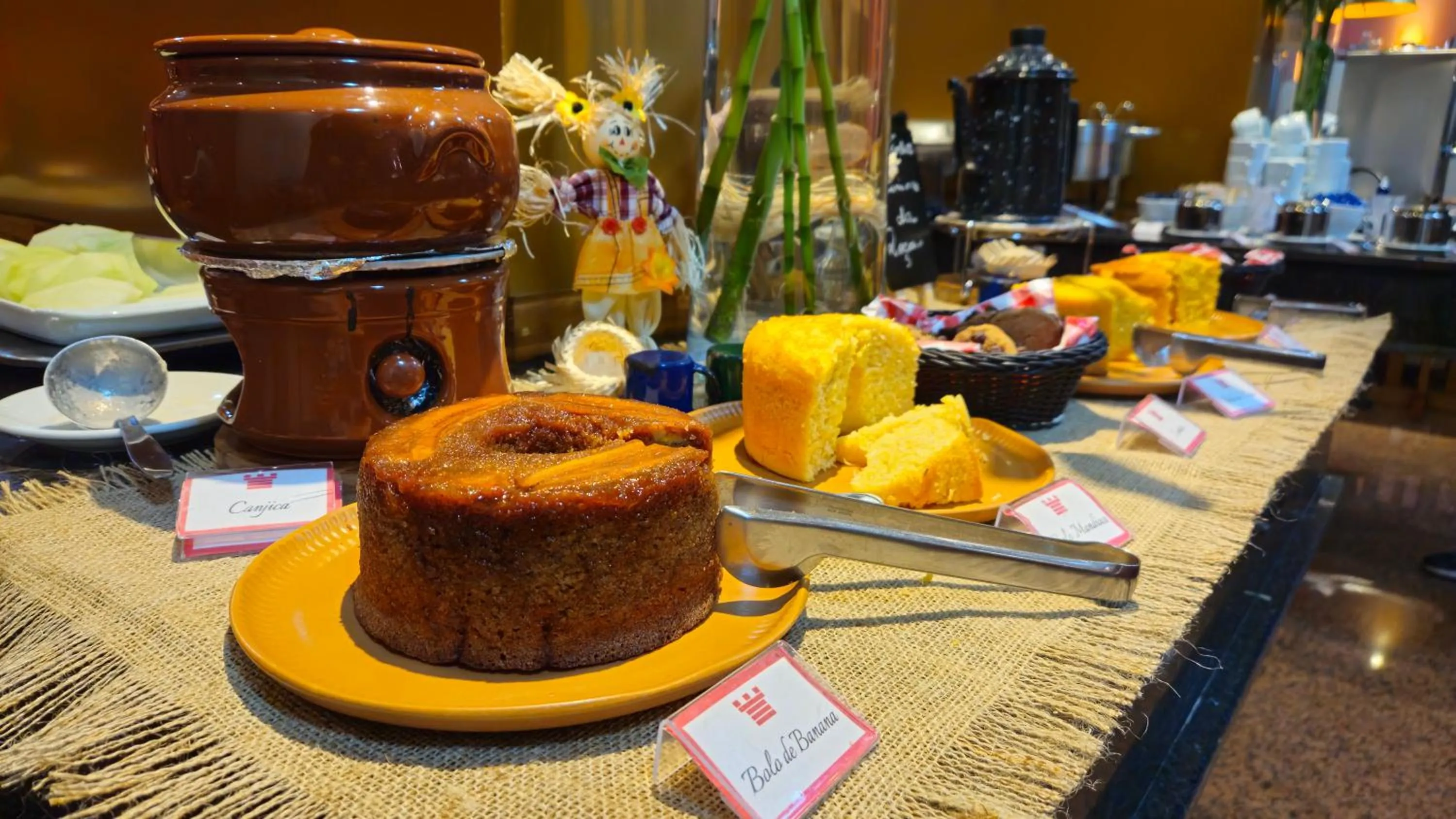 Breakfast in Faro Hotel São José dos Campos