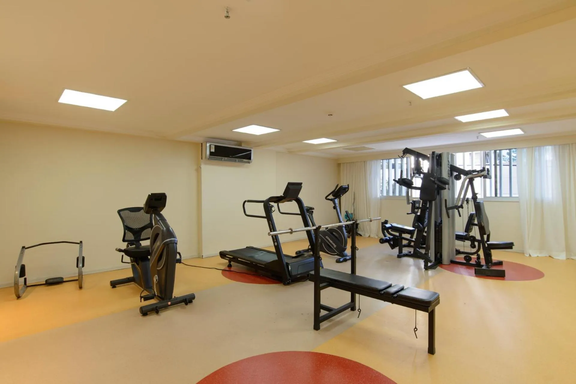 Fitness centre/facilities in Faro Hotel São José dos Campos