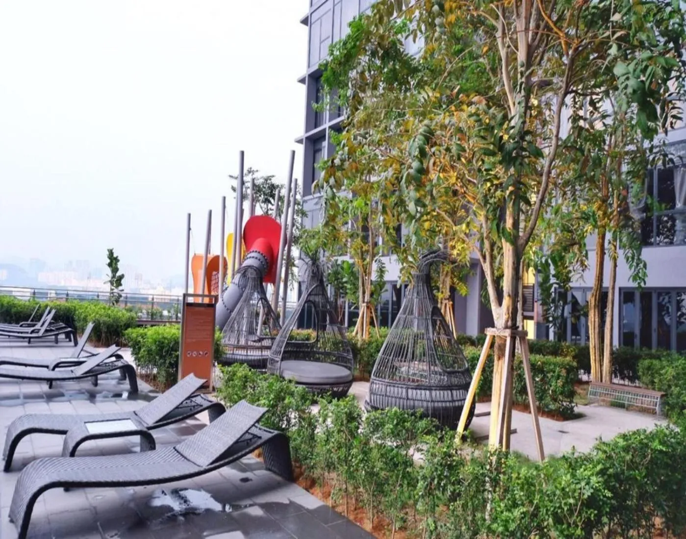 Day in Expressionz 48th floor Sky Pool