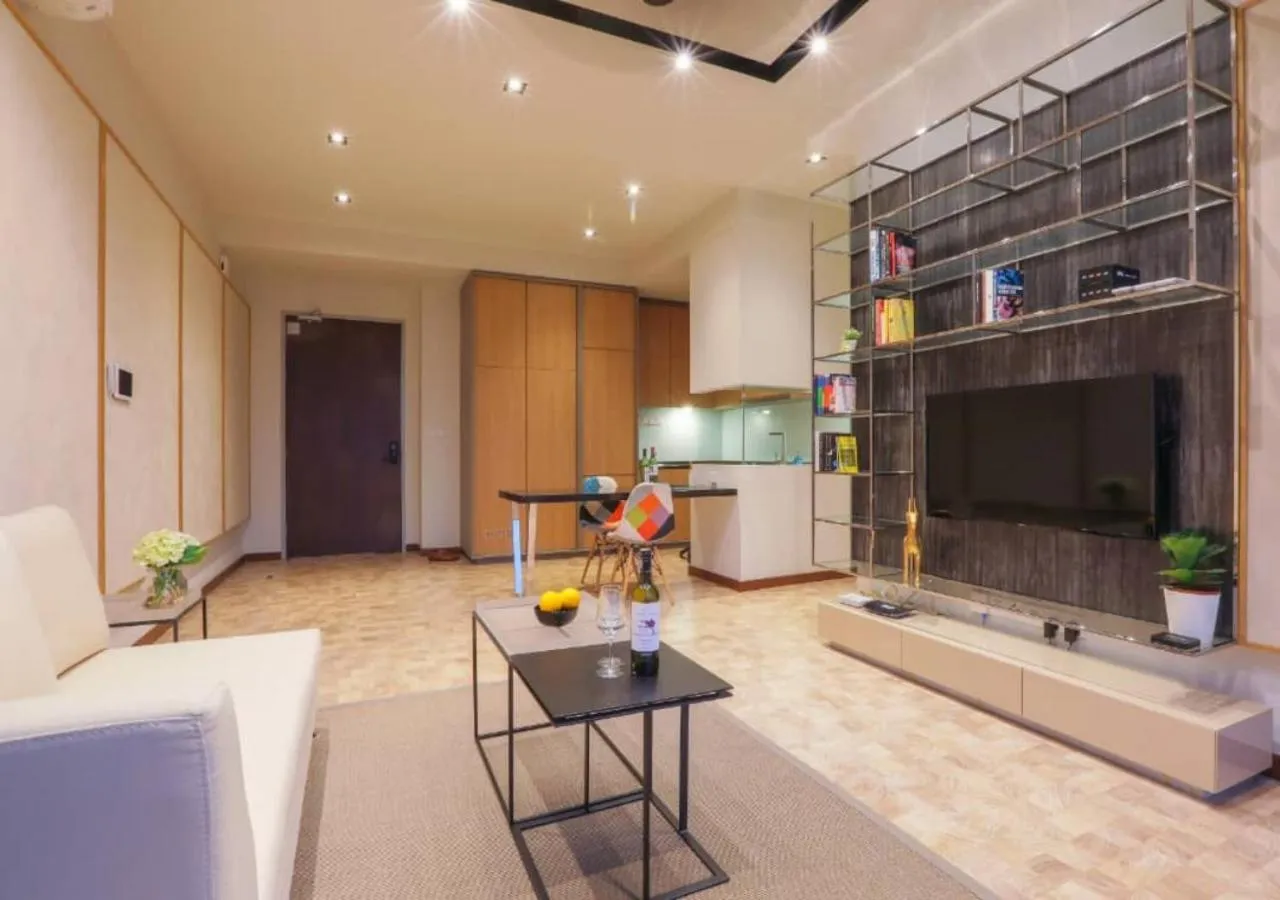 TV and multimedia in Expressionz 48th floor Sky Pool