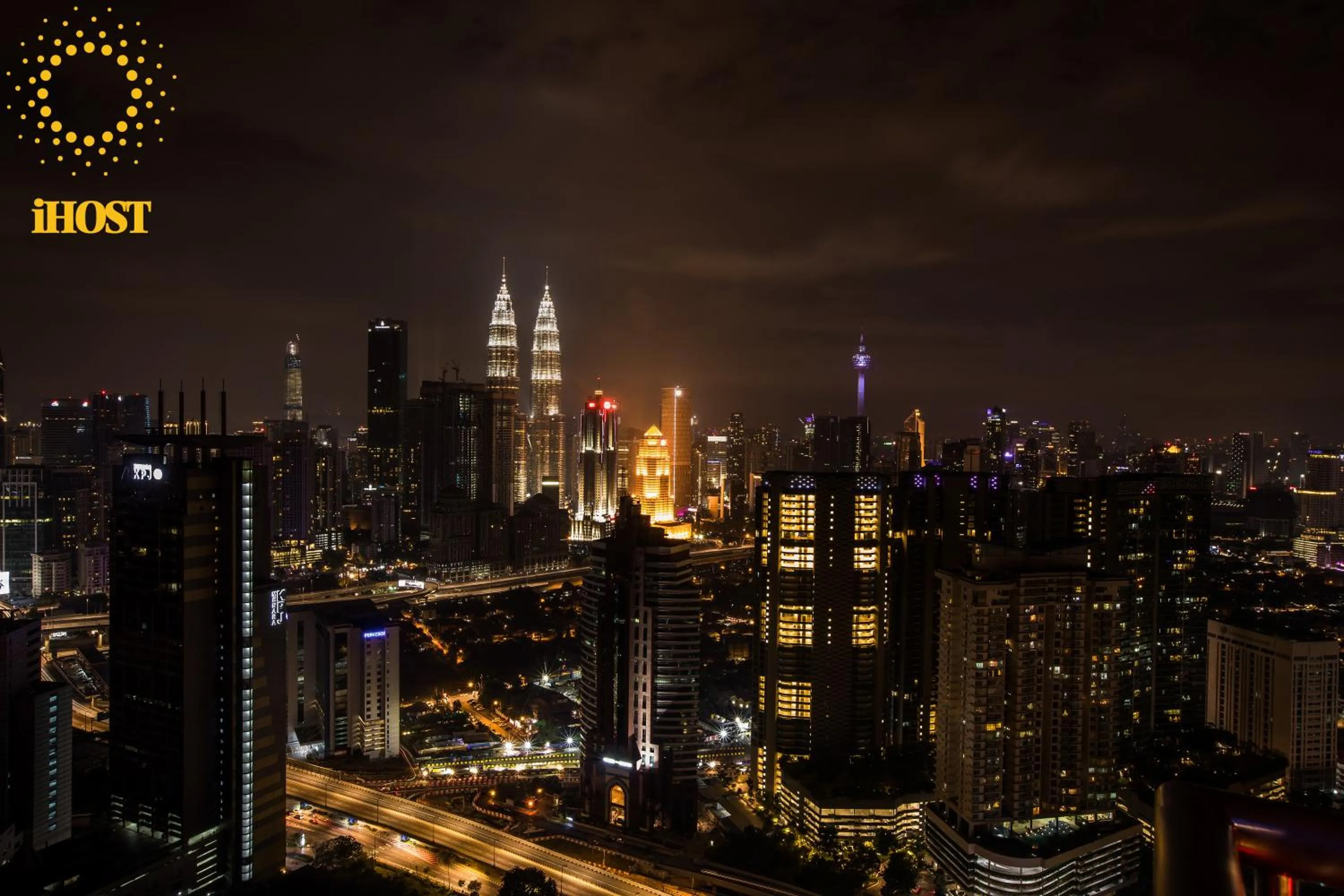 Night in Expressionz 48th floor Sky Pool