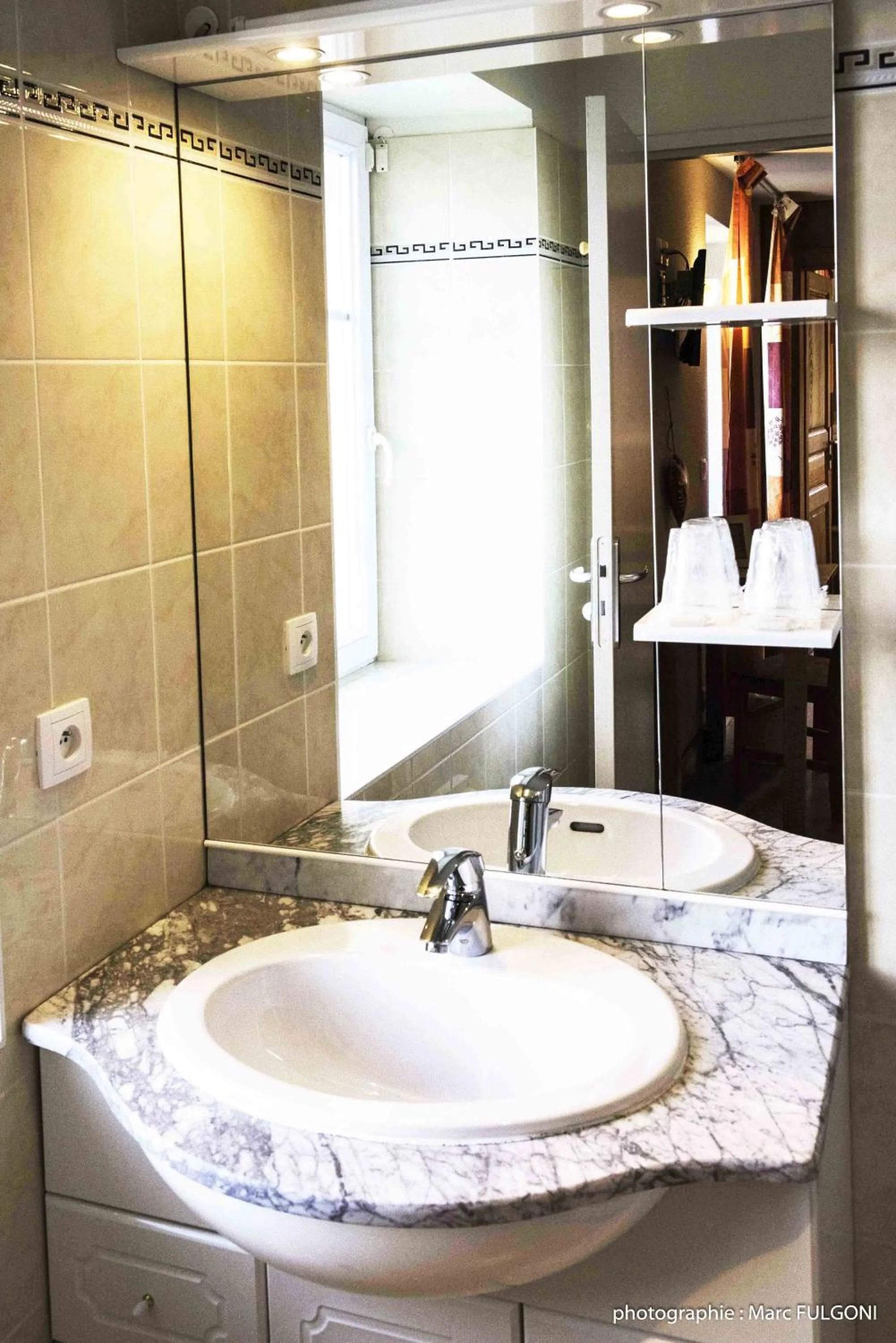 Bathroom in Le Brabant Bar-Hôtel-Restaurant