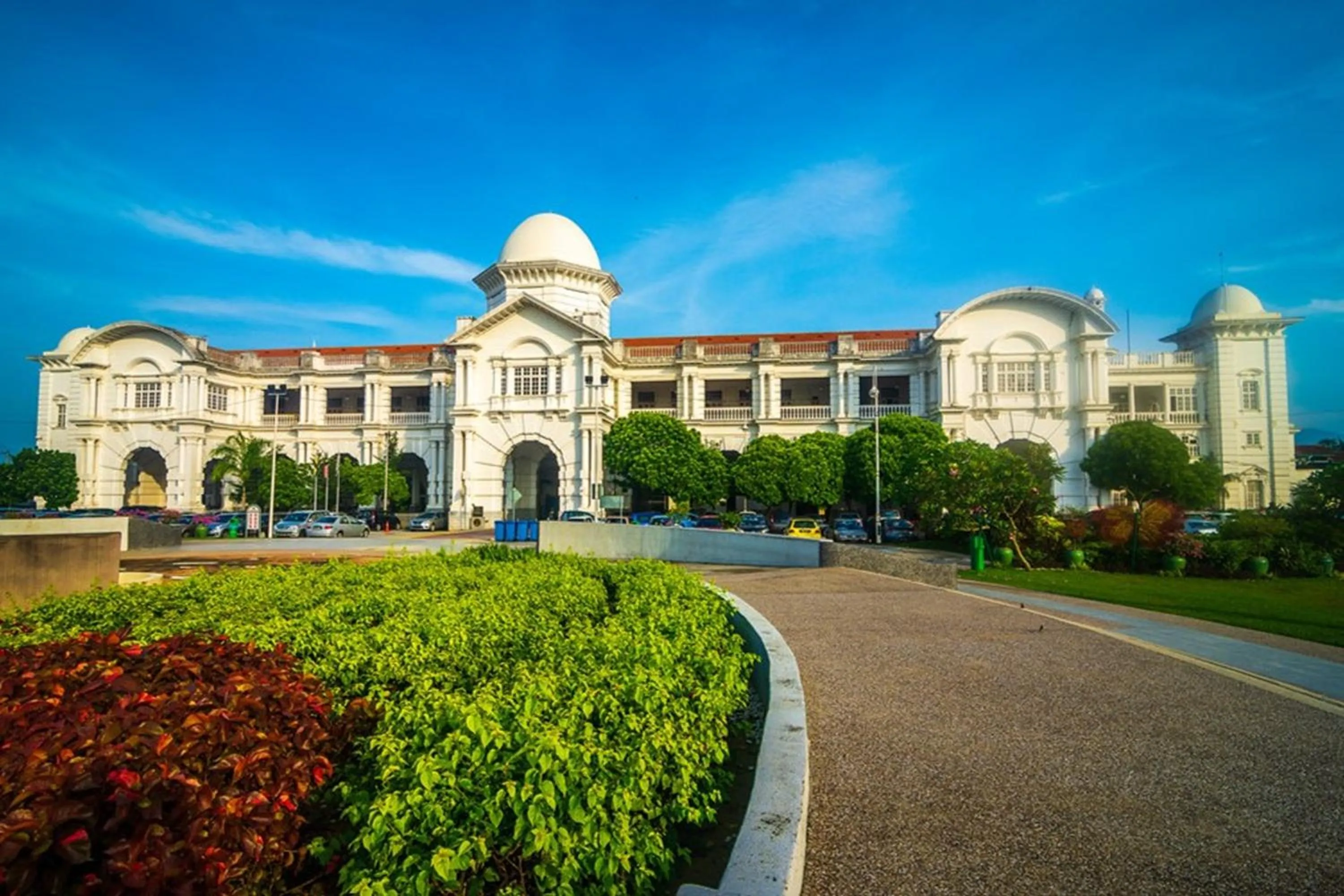 Nearby landmark in Hotel 18 Ipoh Aeon Mall