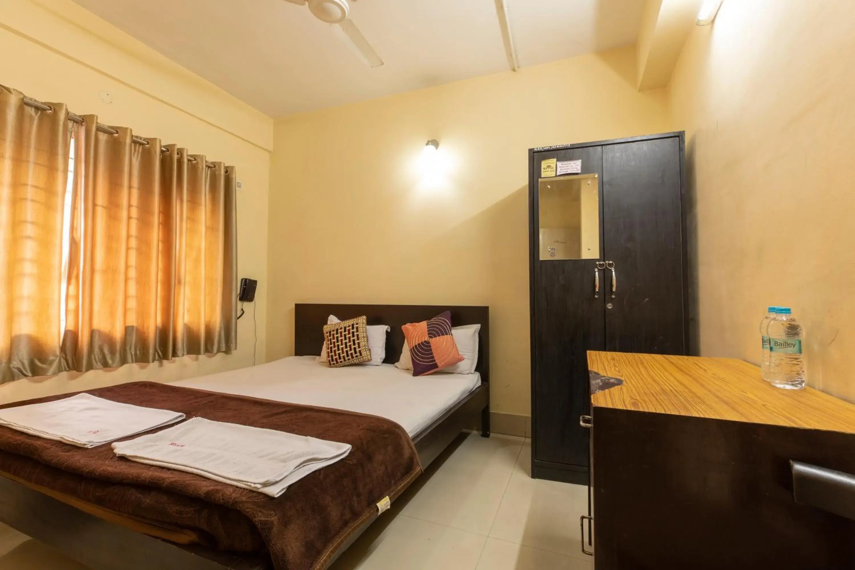 Standard Queen Room non AC - single occupancy in The Salvation Army RED SHIELD GUEST HOUSE Standard Queen Room non AC - single occupancy in The Salvation Army RED SHIELD GUEST HOUSE