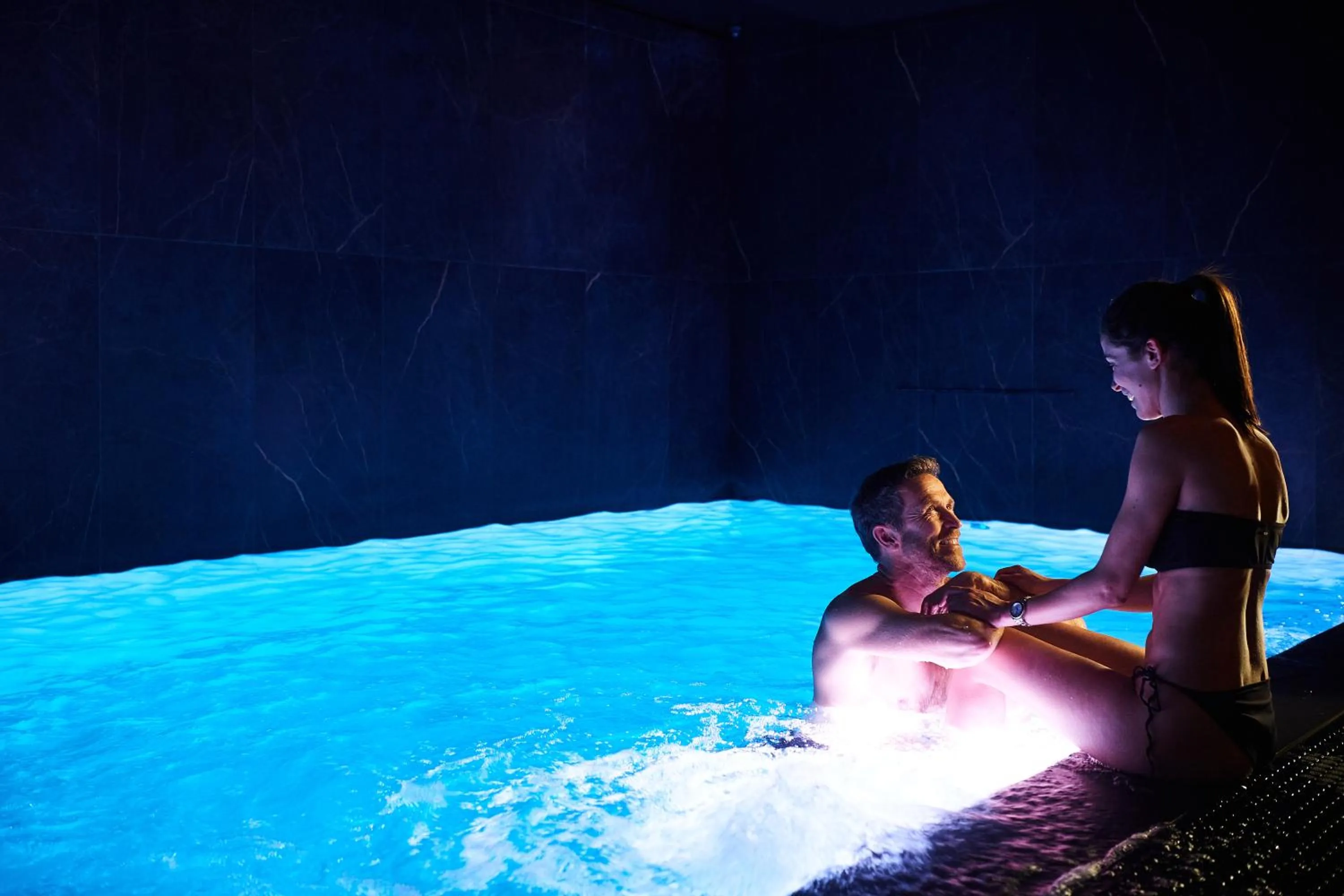 Hot Tub in Harmon House - Hotel & Spa