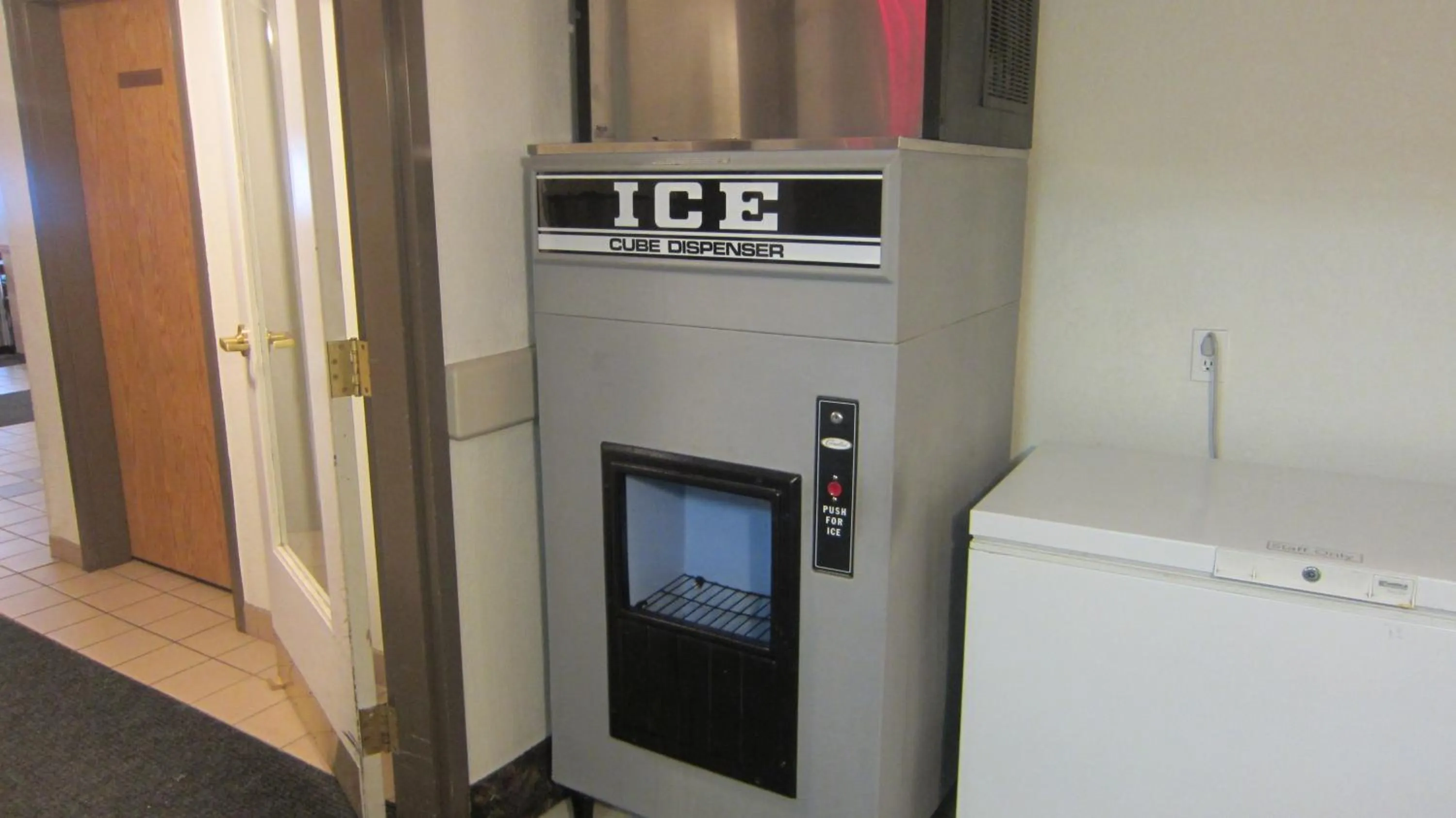 Other in Super 8 by Wyndham Revelstoke BC