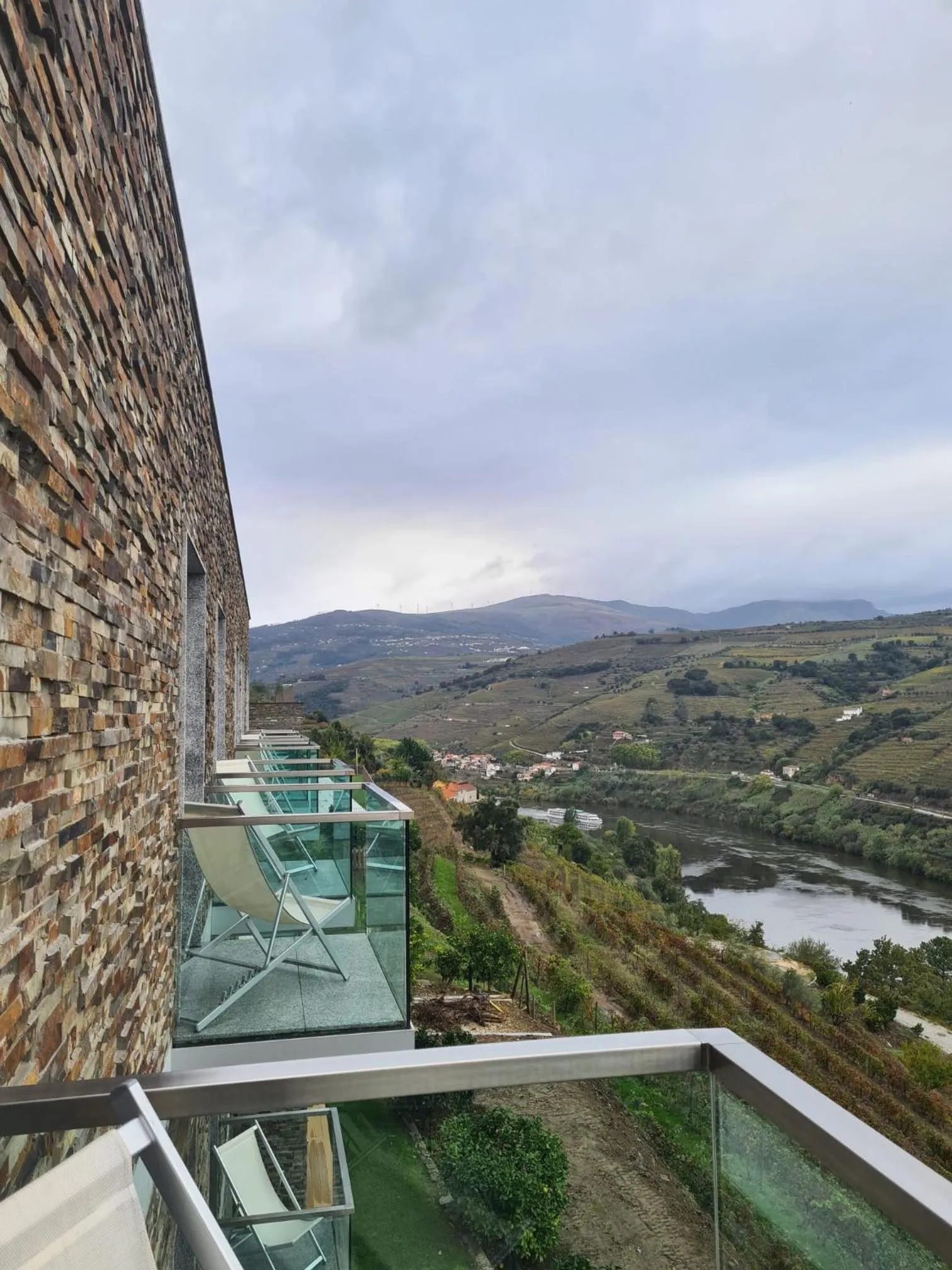 Delfim Douro Hotel
