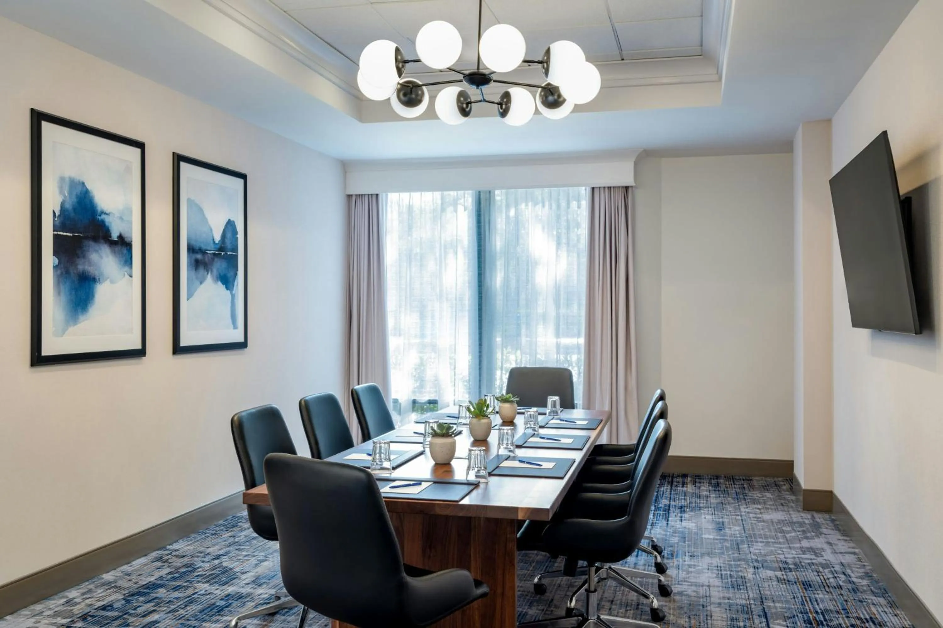 Meeting/conference room in Delta Hotels by Marriott Jacksonville Deerwood