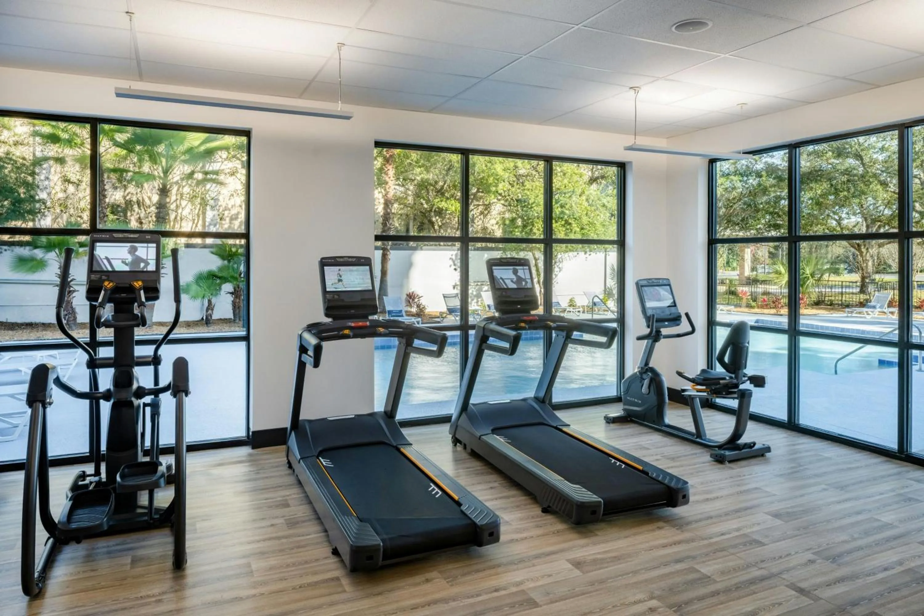 Fitness centre/facilities in Delta Hotels by Marriott Jacksonville Deerwood