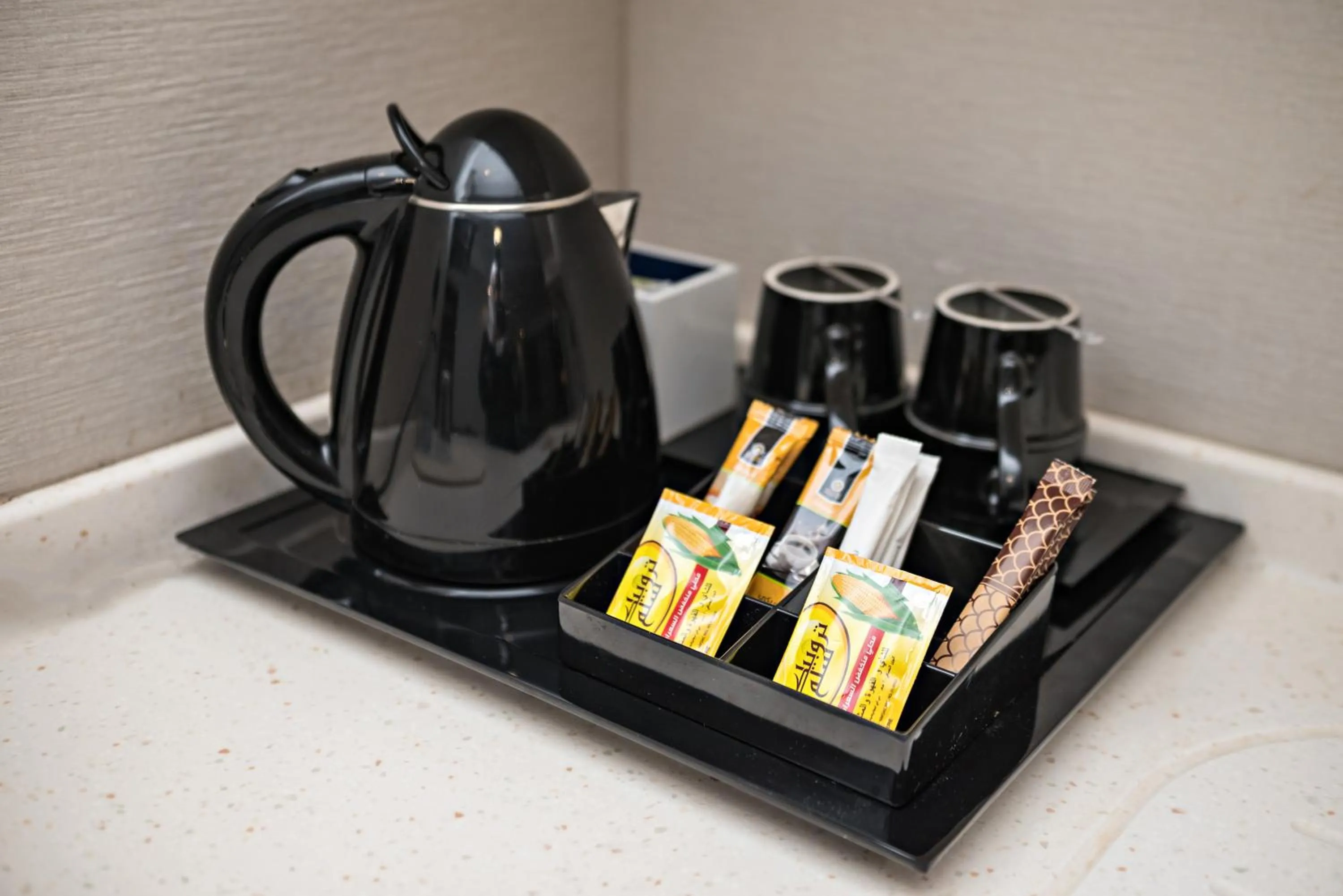 Coffee/tea facilities in Jiwar Almasi Hotel