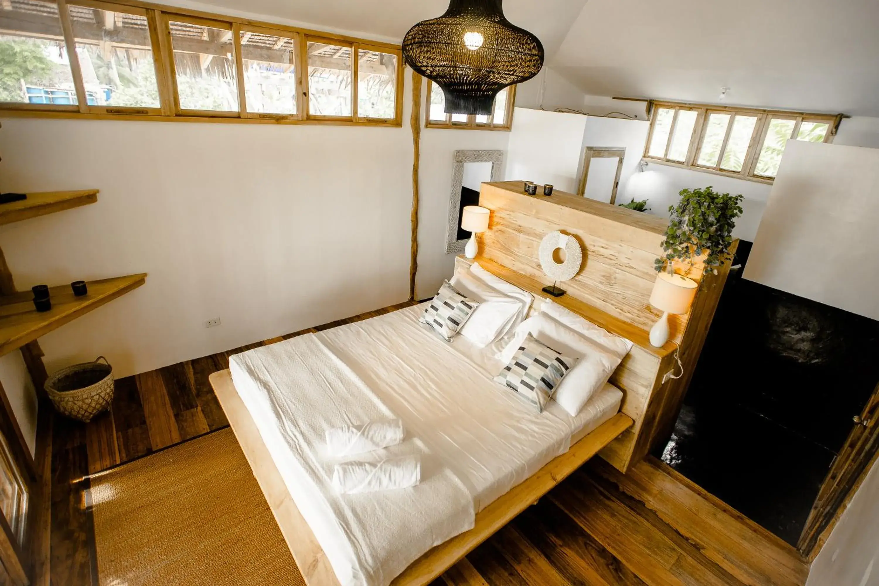 Deluxe Double Room with Sea View in Maligaya Beach Bungalows Deluxe Double Room with Sea View in Maligaya Beach Bungalows