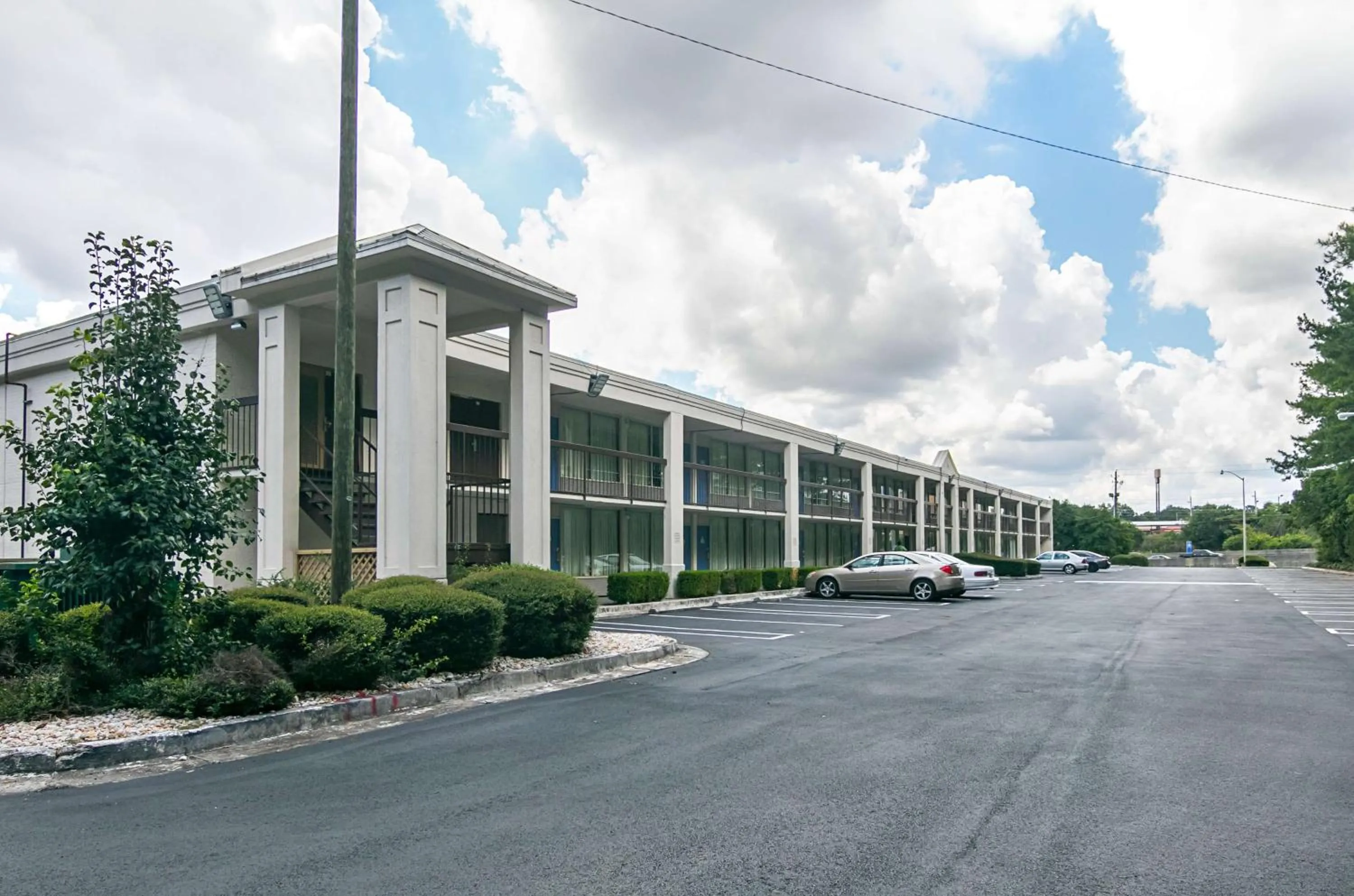 Property building in Motel 6-Conyers, GA