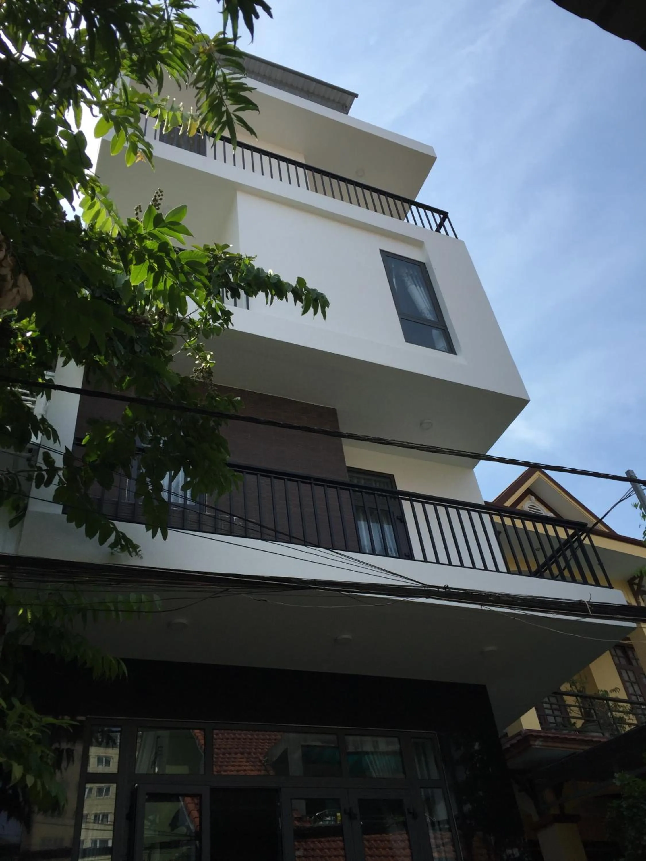 Facade/entrance in candyinn