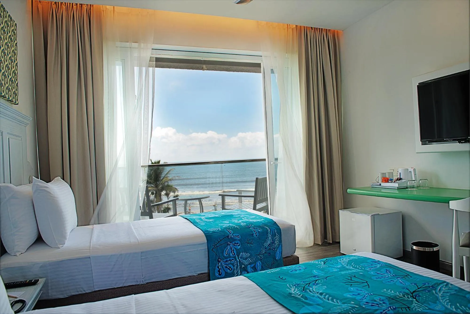 Bedroom in Blue Beach Galle