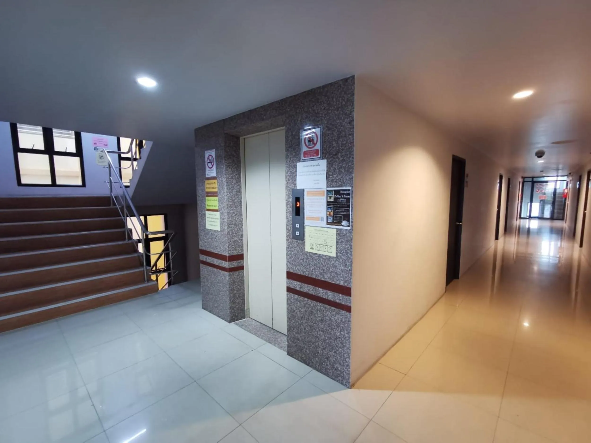 elevator in The Peak Songkhla