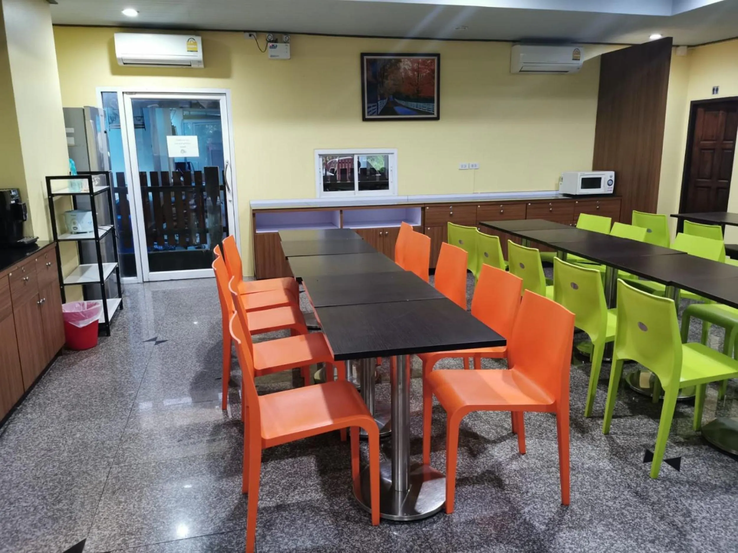 Restaurant/places to eat in The Peak Songkhla