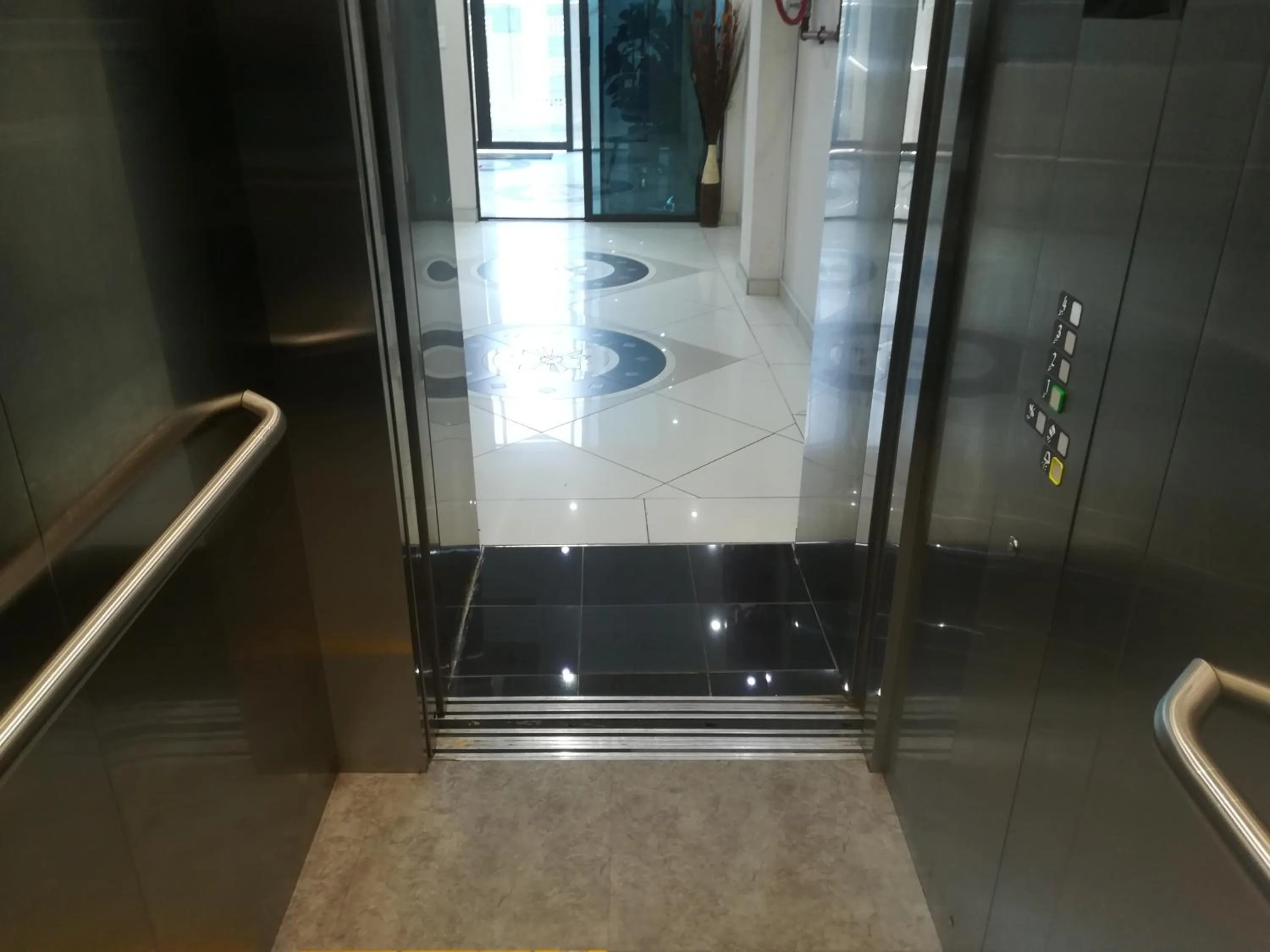 Lobby or reception in Garden Top Hotel