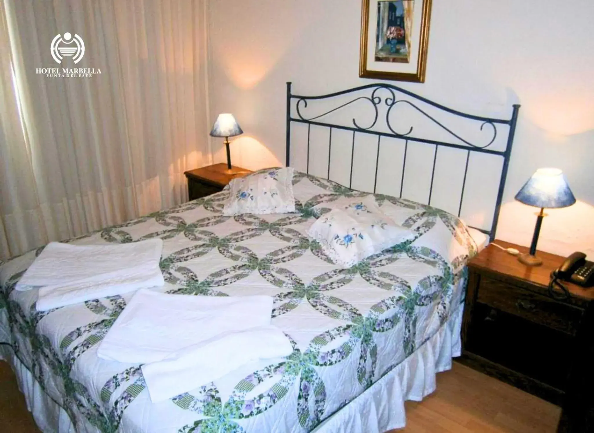 Standard Double or Twin Room in Hotel Marbella Standard Double or Twin Room in Hotel Marbella