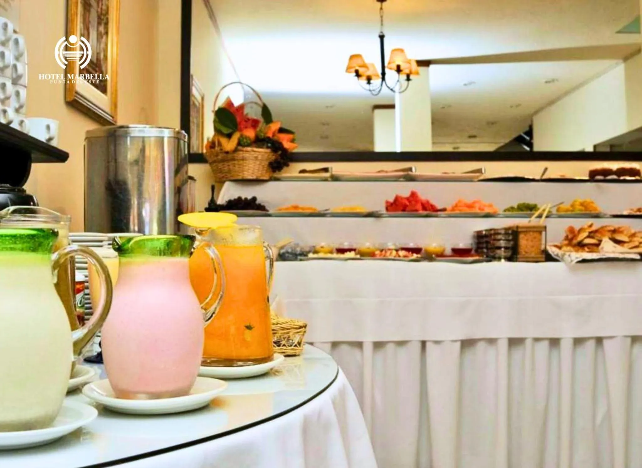 Kitchen or kitchenette in Hotel Marbella